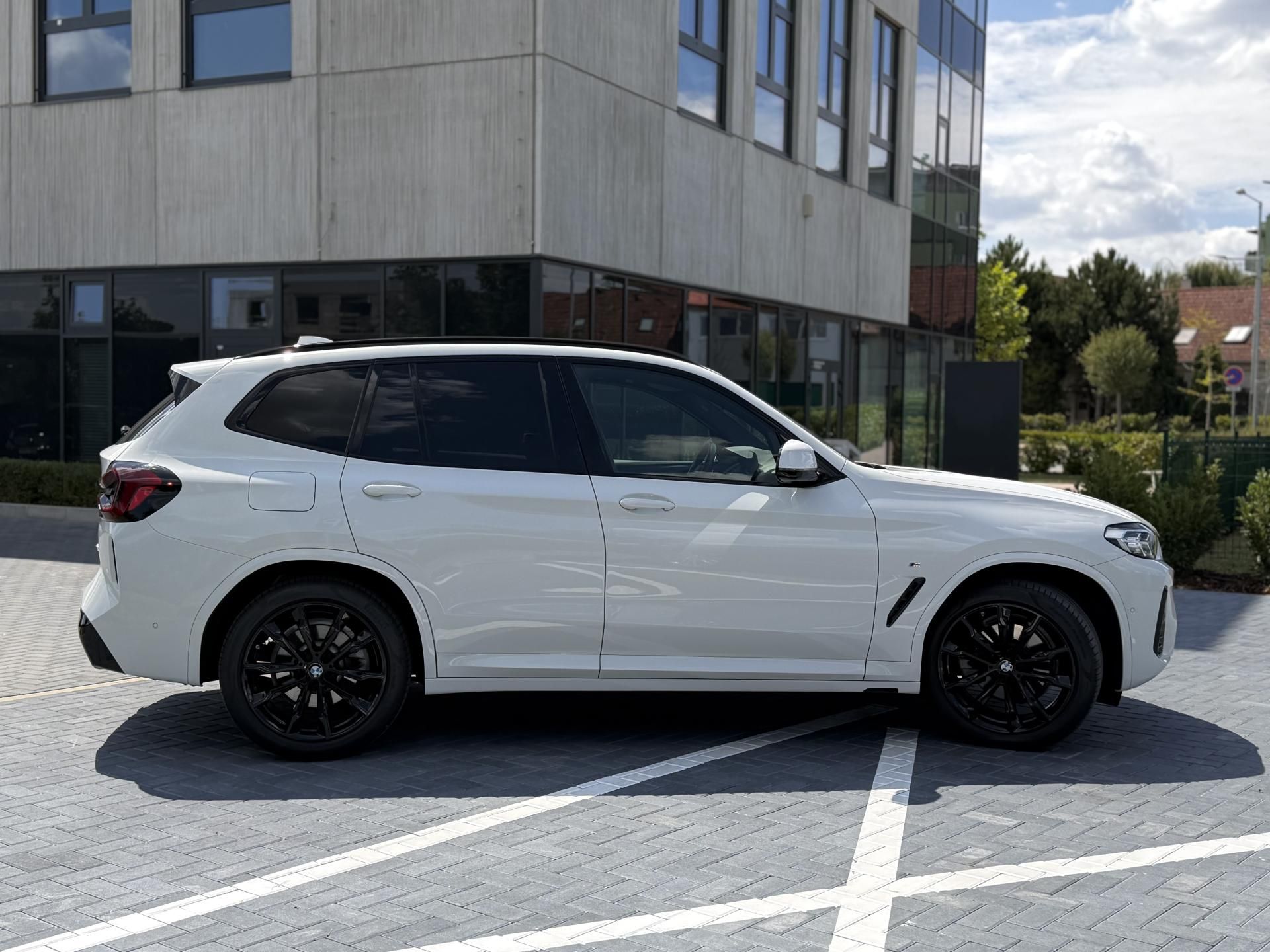 BMW X3, 20d xDrive / M sport - fotka 5