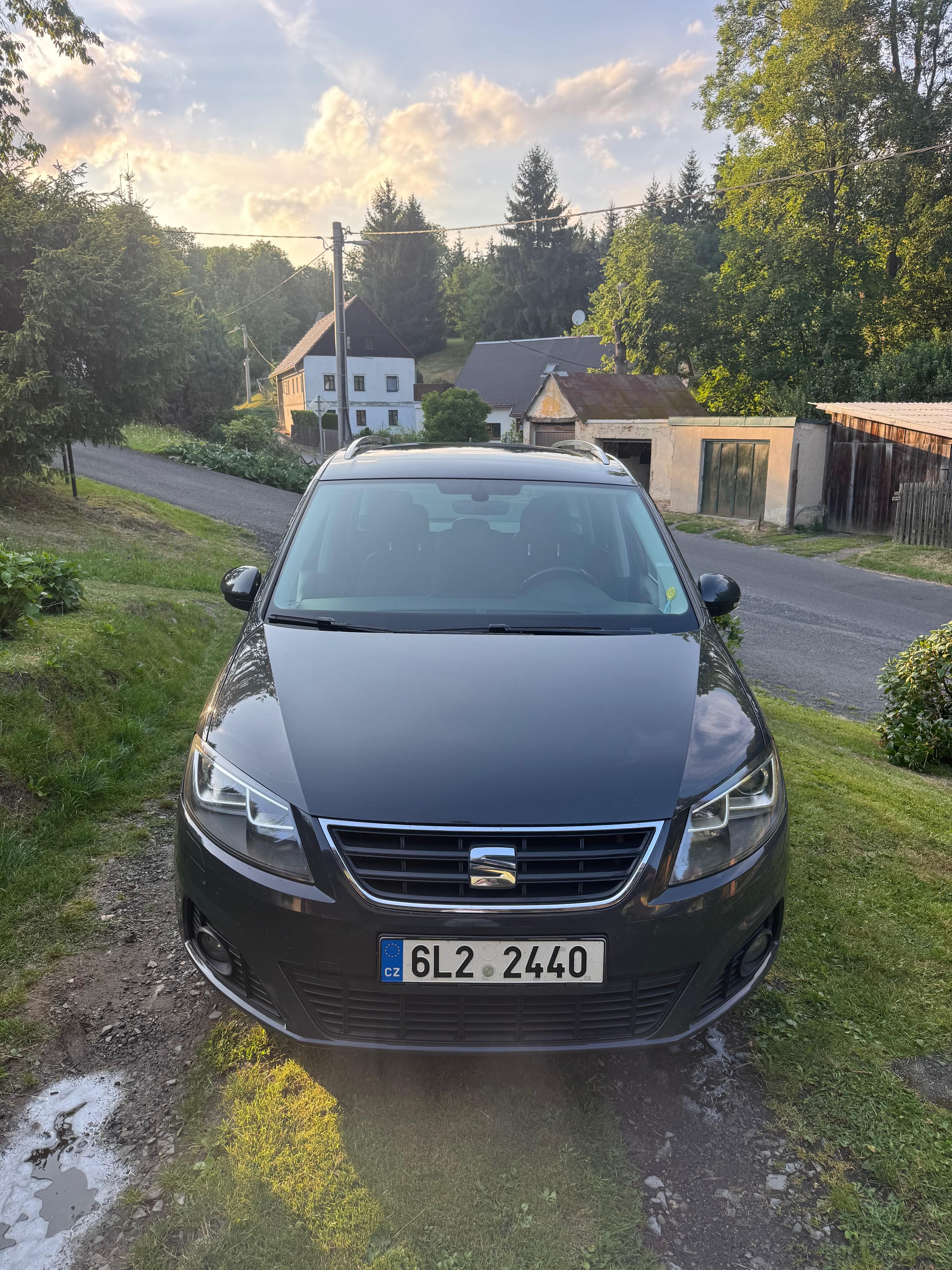 Seat Alhambra, 2.0 TDI 110 kW DSG Facelift - fotka 2