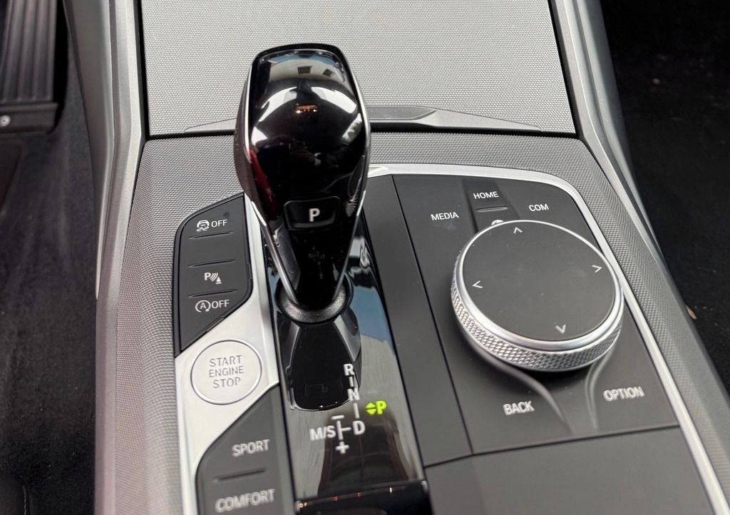 BMW Řada 2, 220i - fotka 3