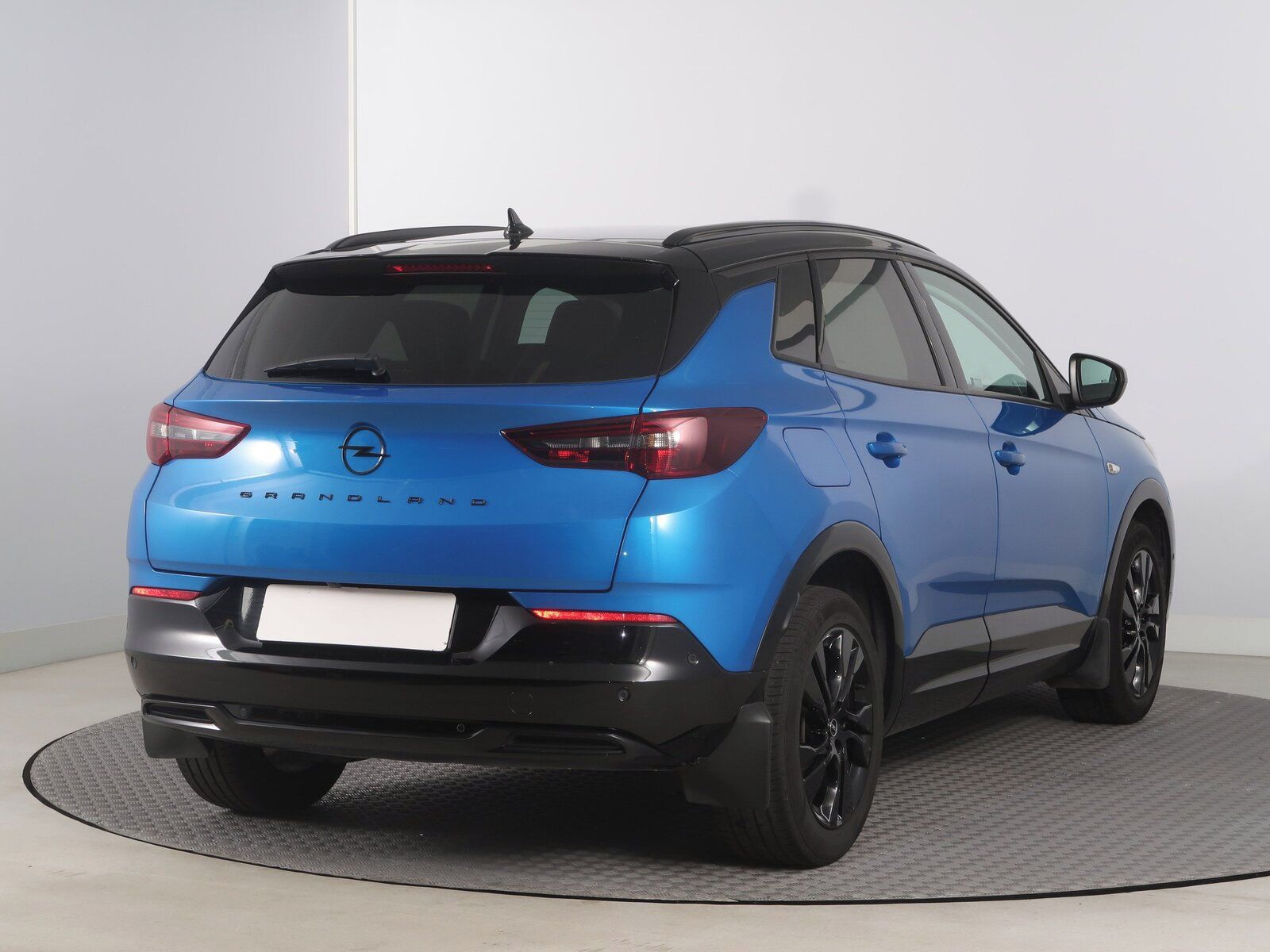 Opel Grandland, 1.2 Turbo, ČR,1.maj - fotka 5