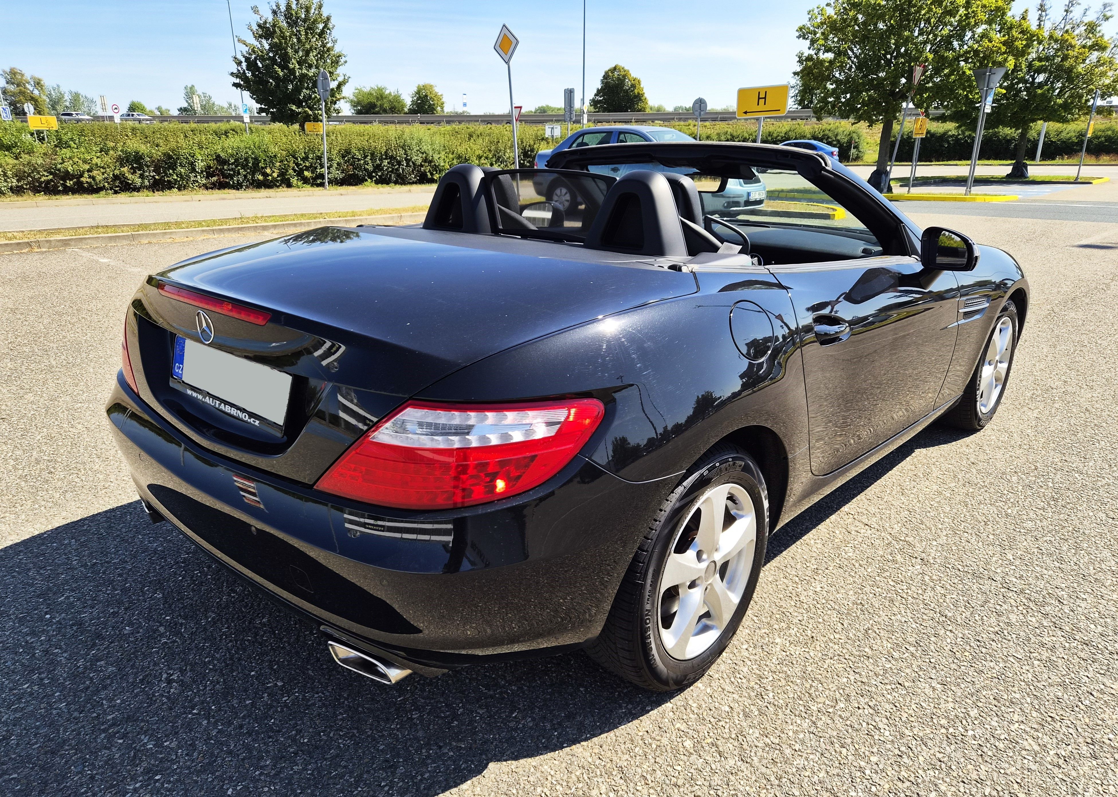 Mercedes-Benz SLK, 200 AUTOMAT BI-XENON VÝHŘEV - fotka 5