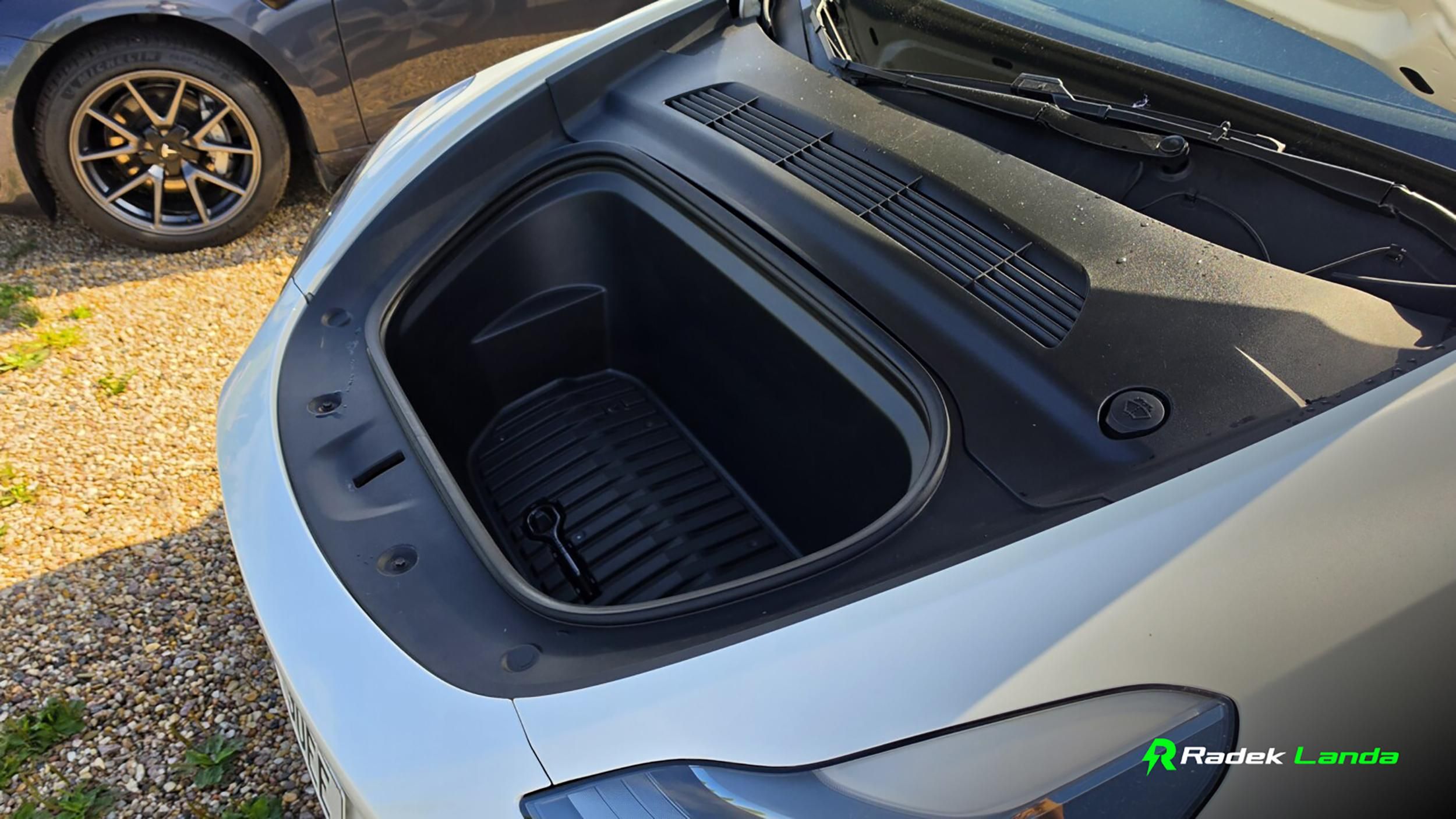 Tesla Model Y, AWD | Boost, PPF, Koni tlumiče - fotka 5