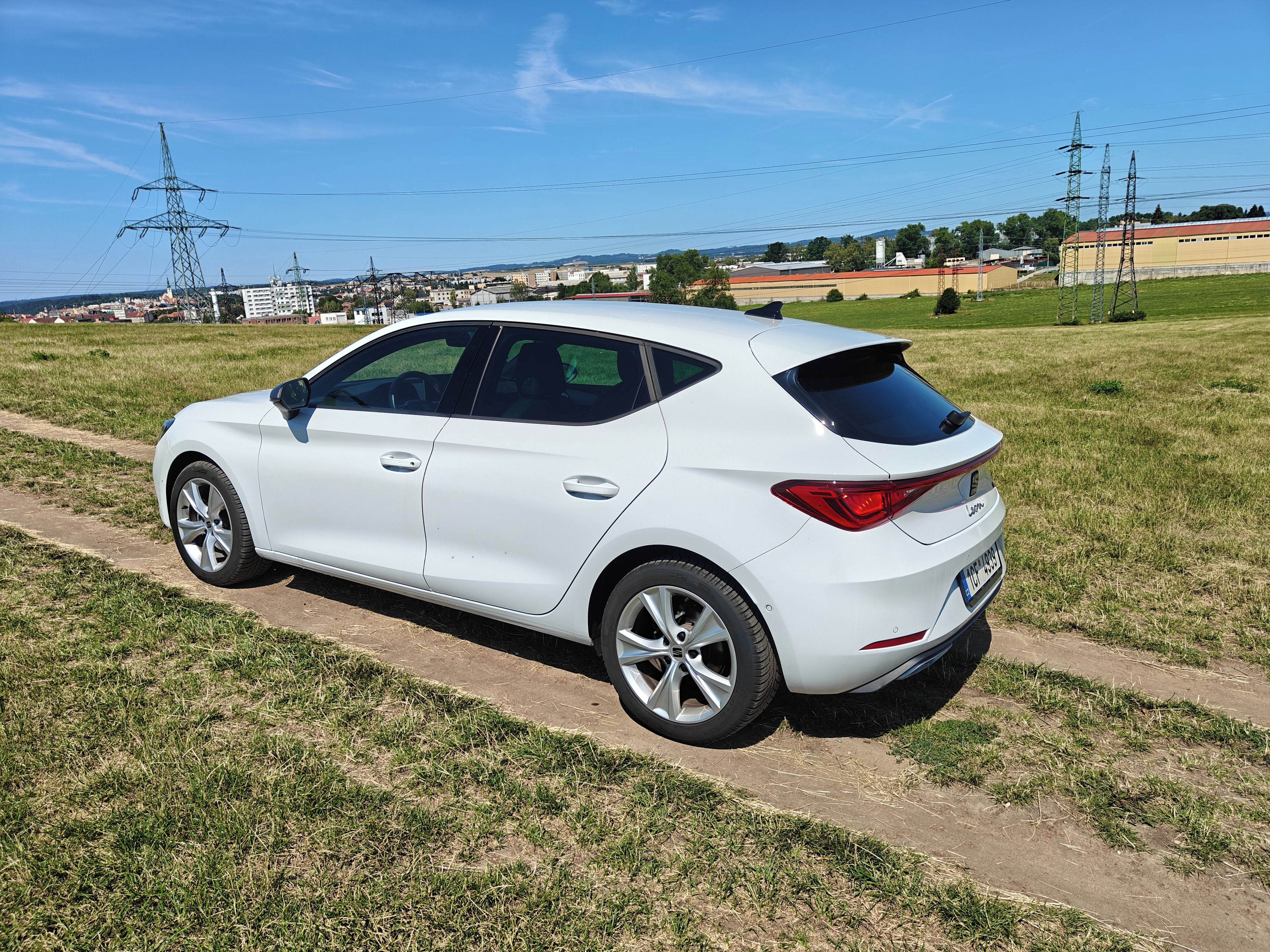 Seat Leon, 1.5 eTSI FR - fotka 5
