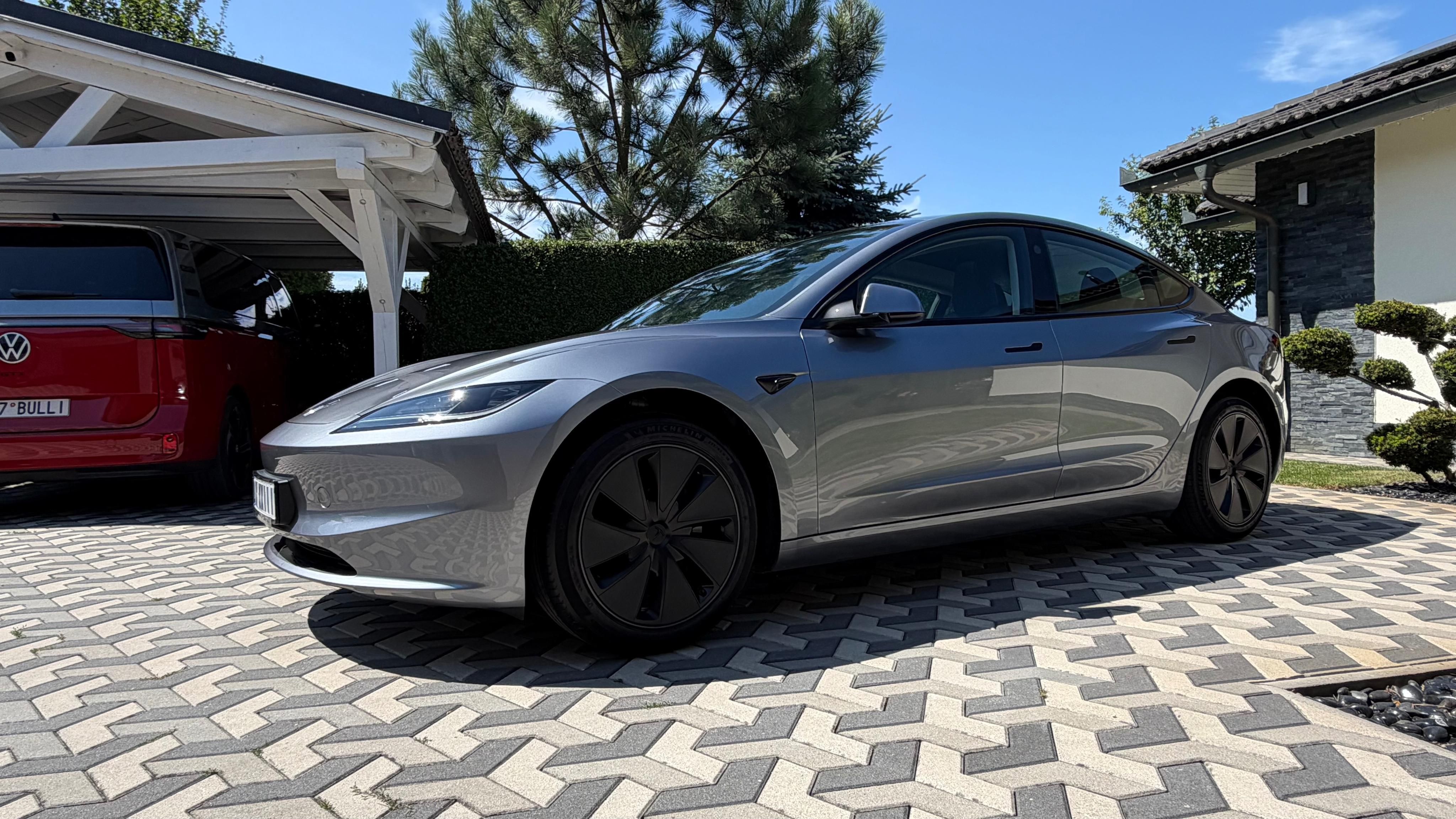 Tesla Model 3, HIGHLAND, 1 majitel, odpočet - fotka 2