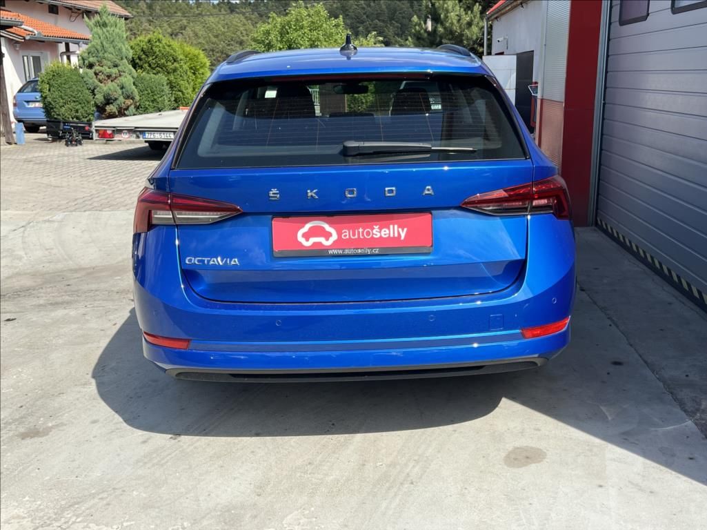 Škoda Octavia, 2,0 TDi Ambition LED záruka - fotka 4