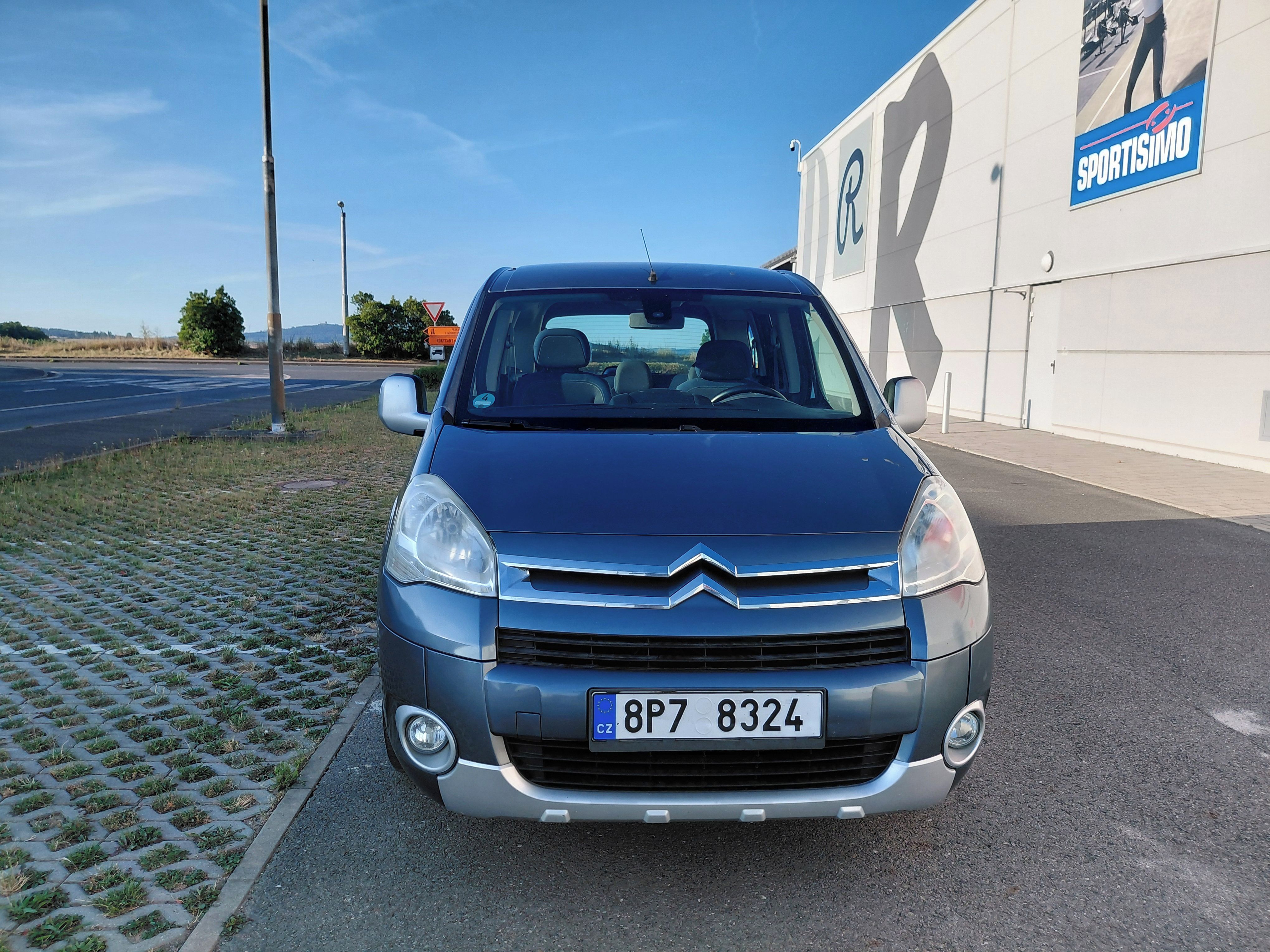 Citroën Berlingo, 1.6 16V SPOLEHLIVÉ,PROSTORNÉ - fotka 2