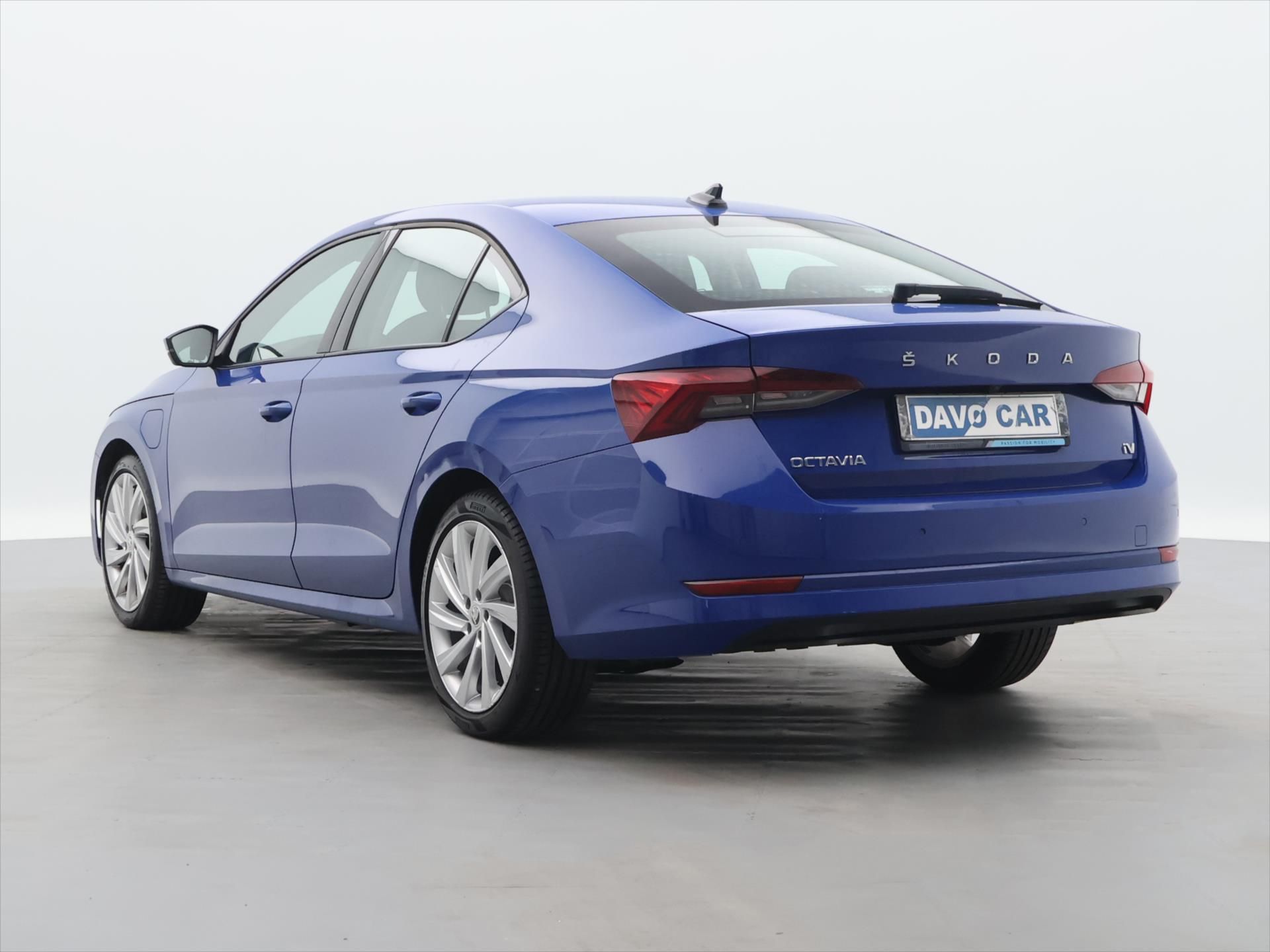 Škoda Octavia, 1,4 TSI iV 150 kW DSG Ambition - fotka 5