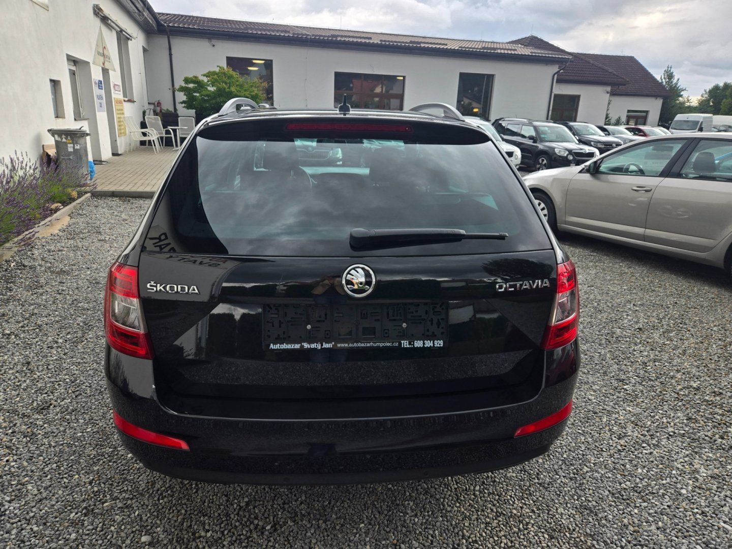 Škoda Octavia, 2.0 TDI JOY Navi,TOP - fotka 4