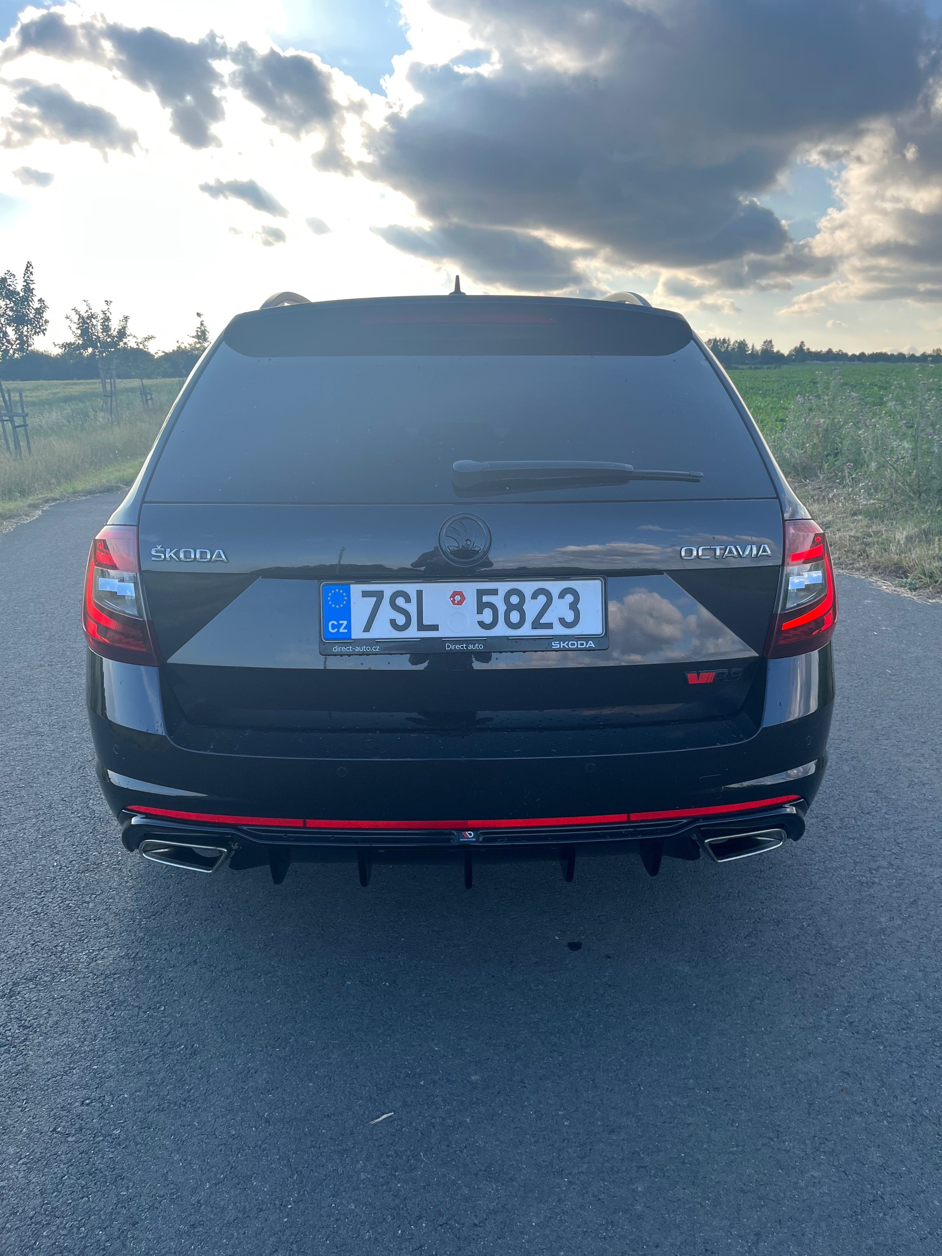Škoda Octavia, III Rs, 2.0 TSI, Tažné - fotka 6