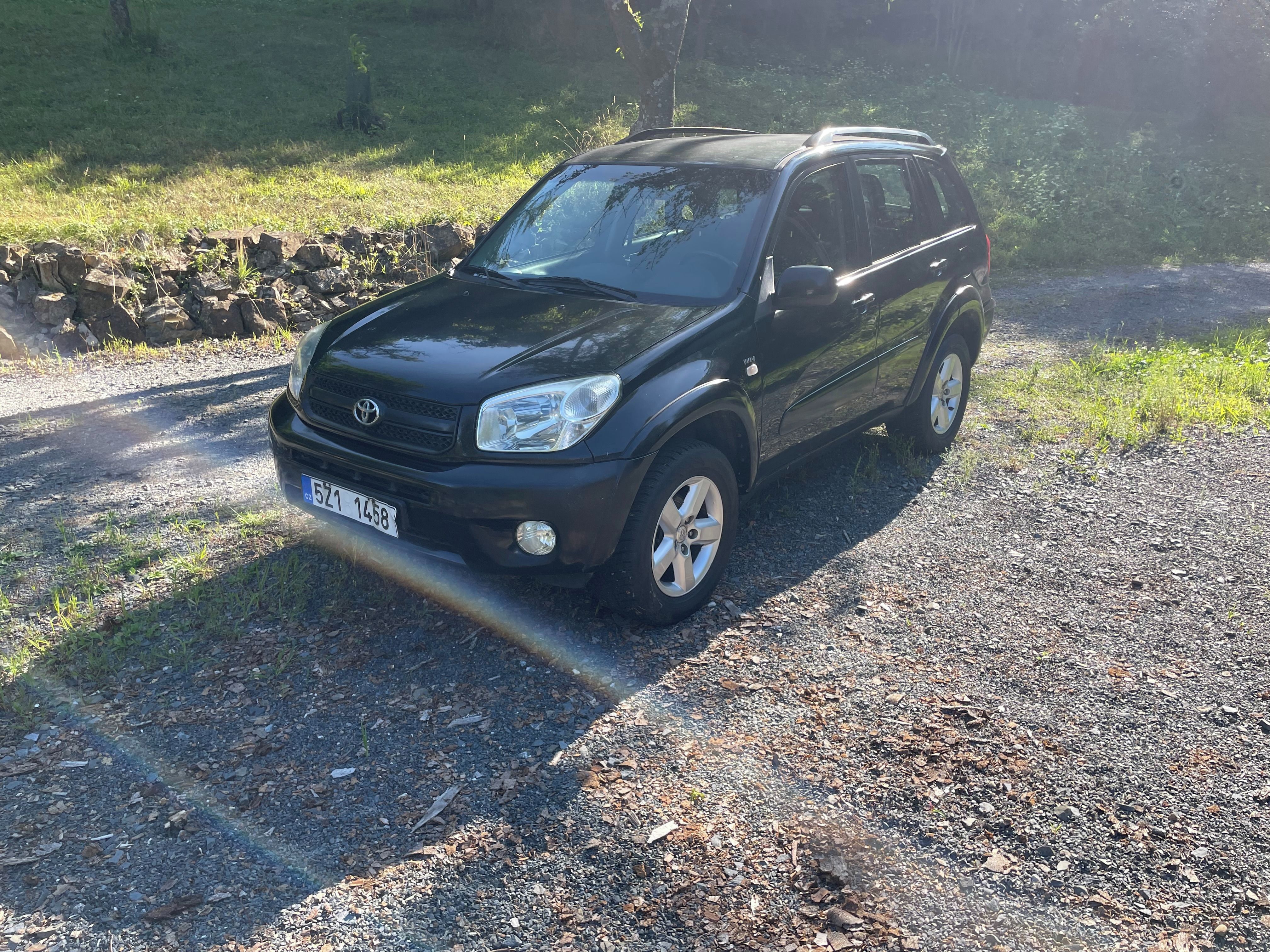 Toyota Rav4, TOYOTA Rav4 - fotka 3