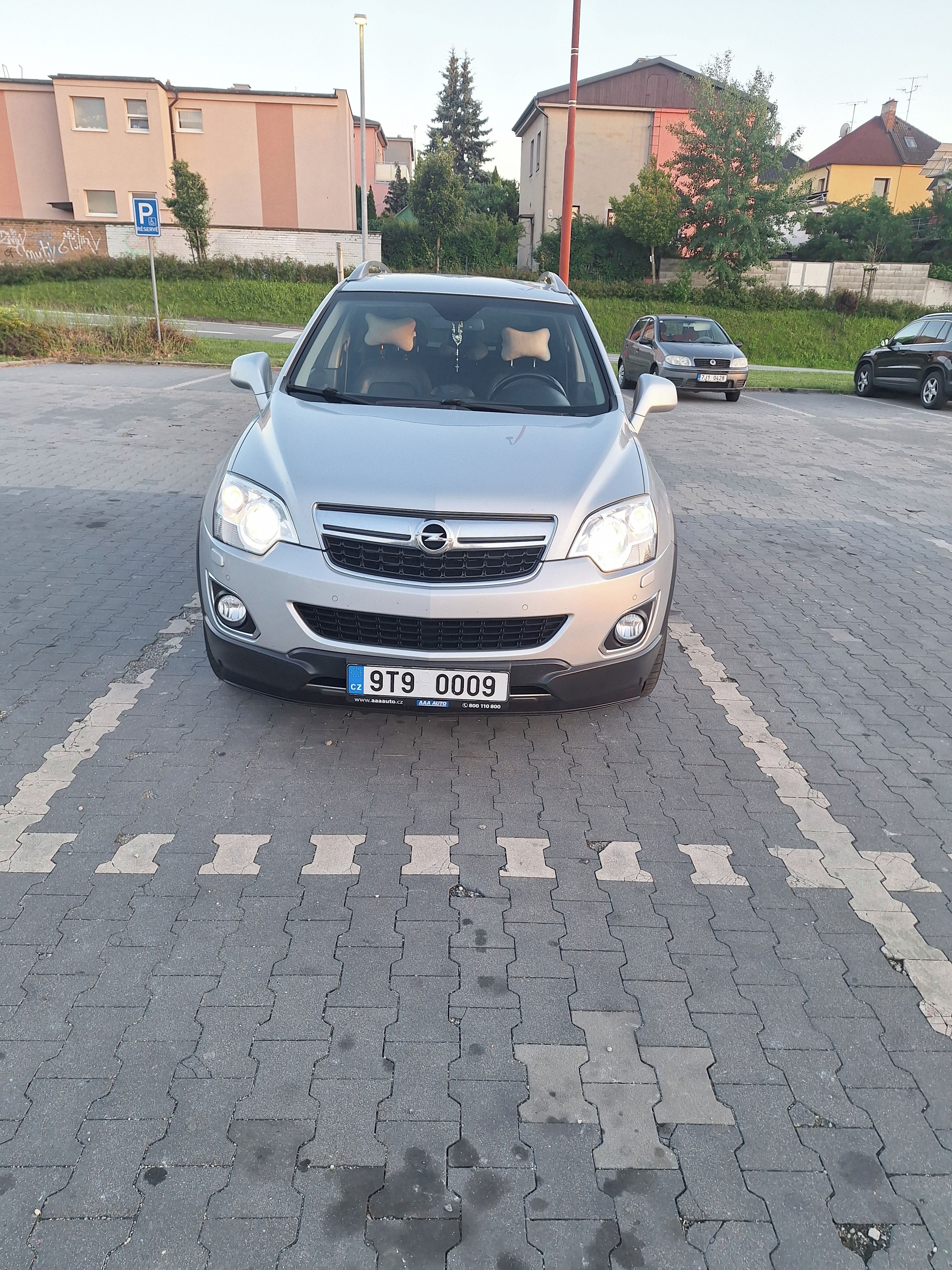 Opel Antara, 2.2 - fotka 2