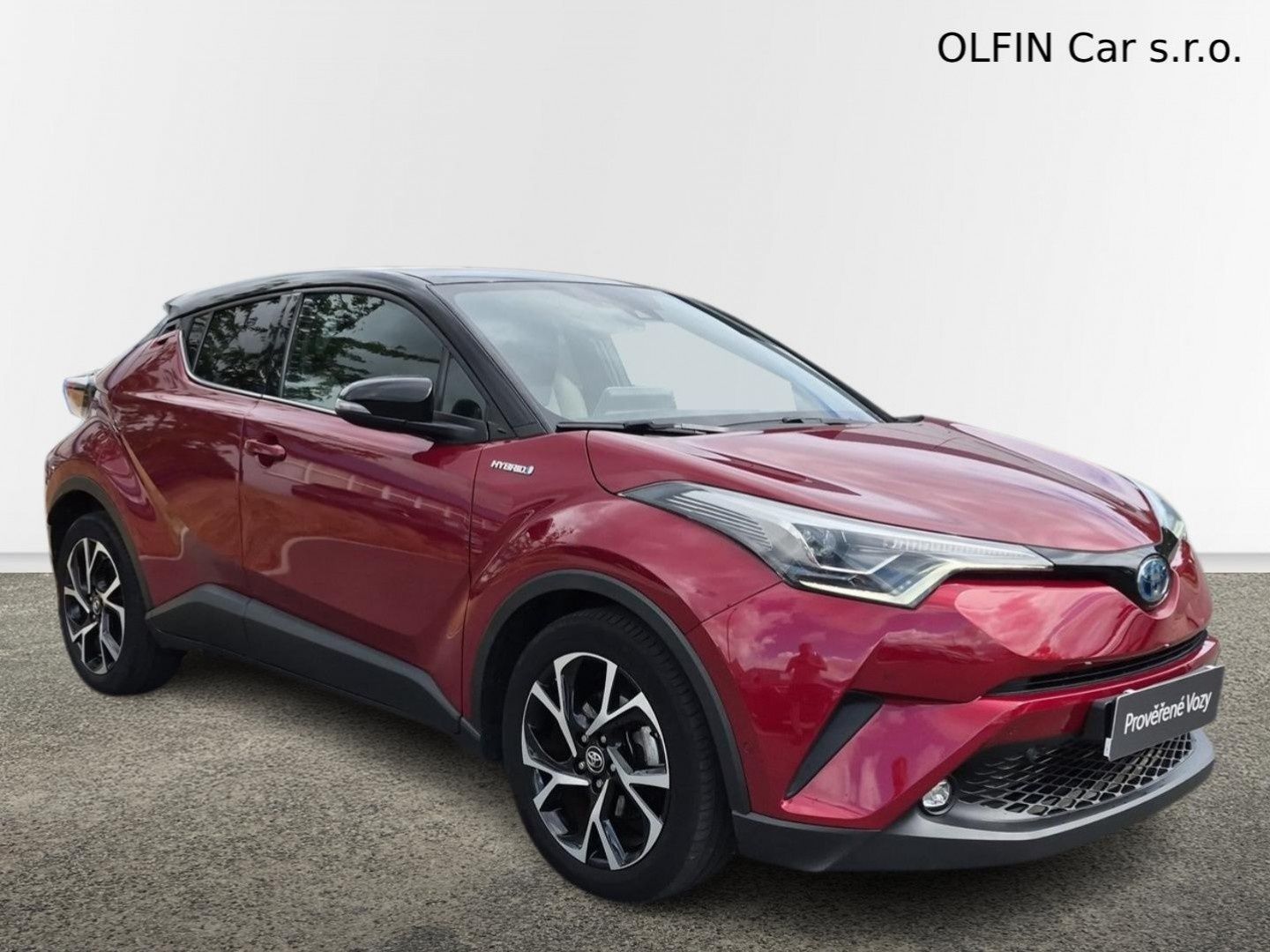 Toyota C-HR, Hybrid 1.8 E-CVT Selection - fotka 5
