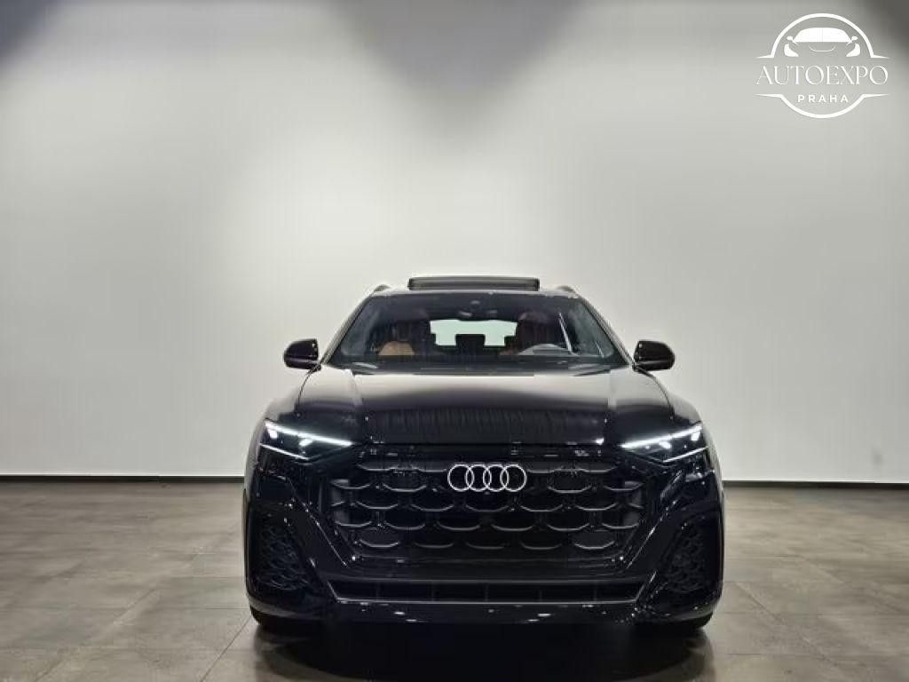 Audi Q8, 50 TDI S Line Black*Panorama - fotka 2