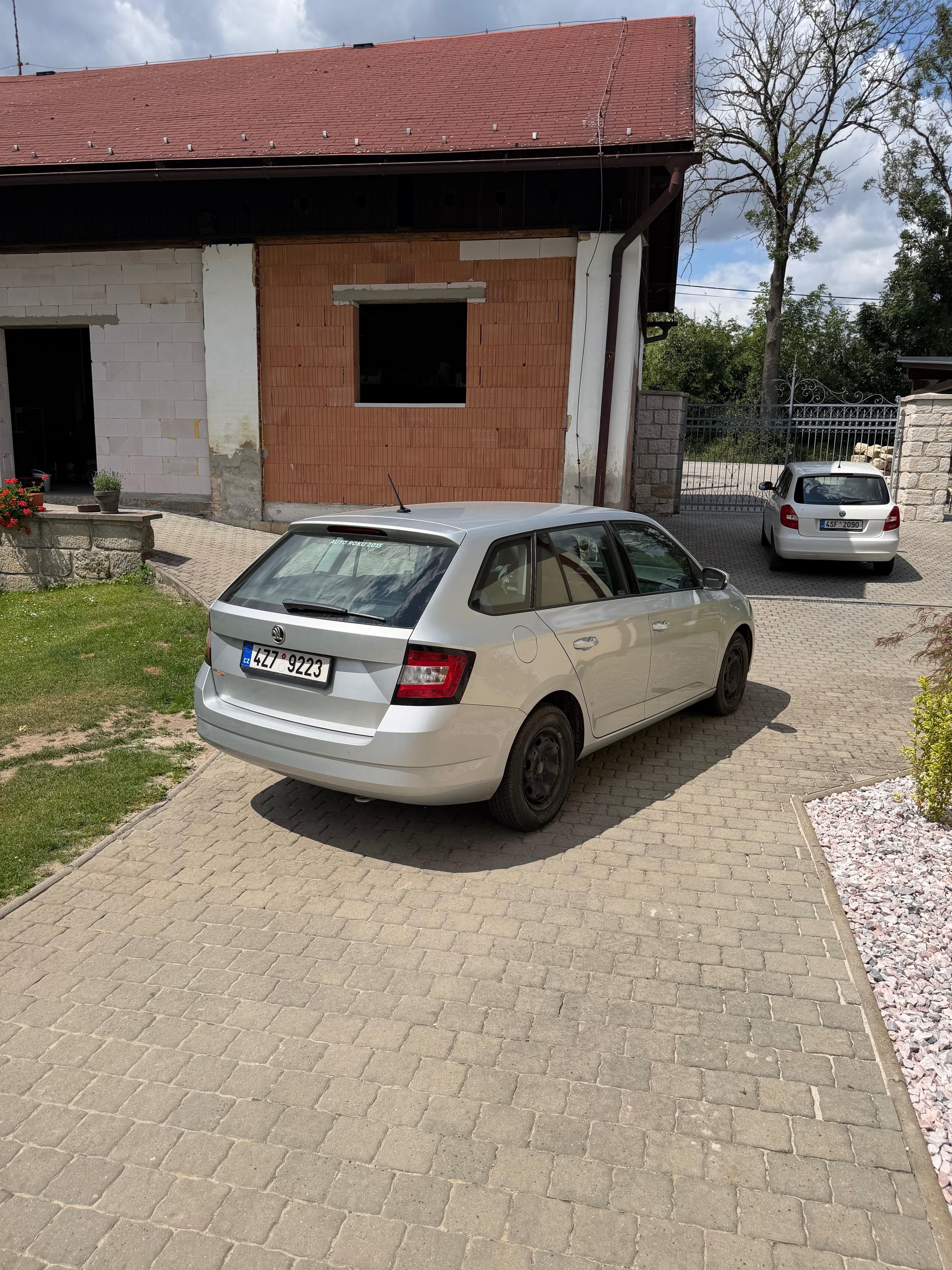 Škoda Fabia, Servisní knížka 2xklice - fotka 6