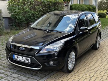1.6 TDCi 80kW GHIA Kůže Navi