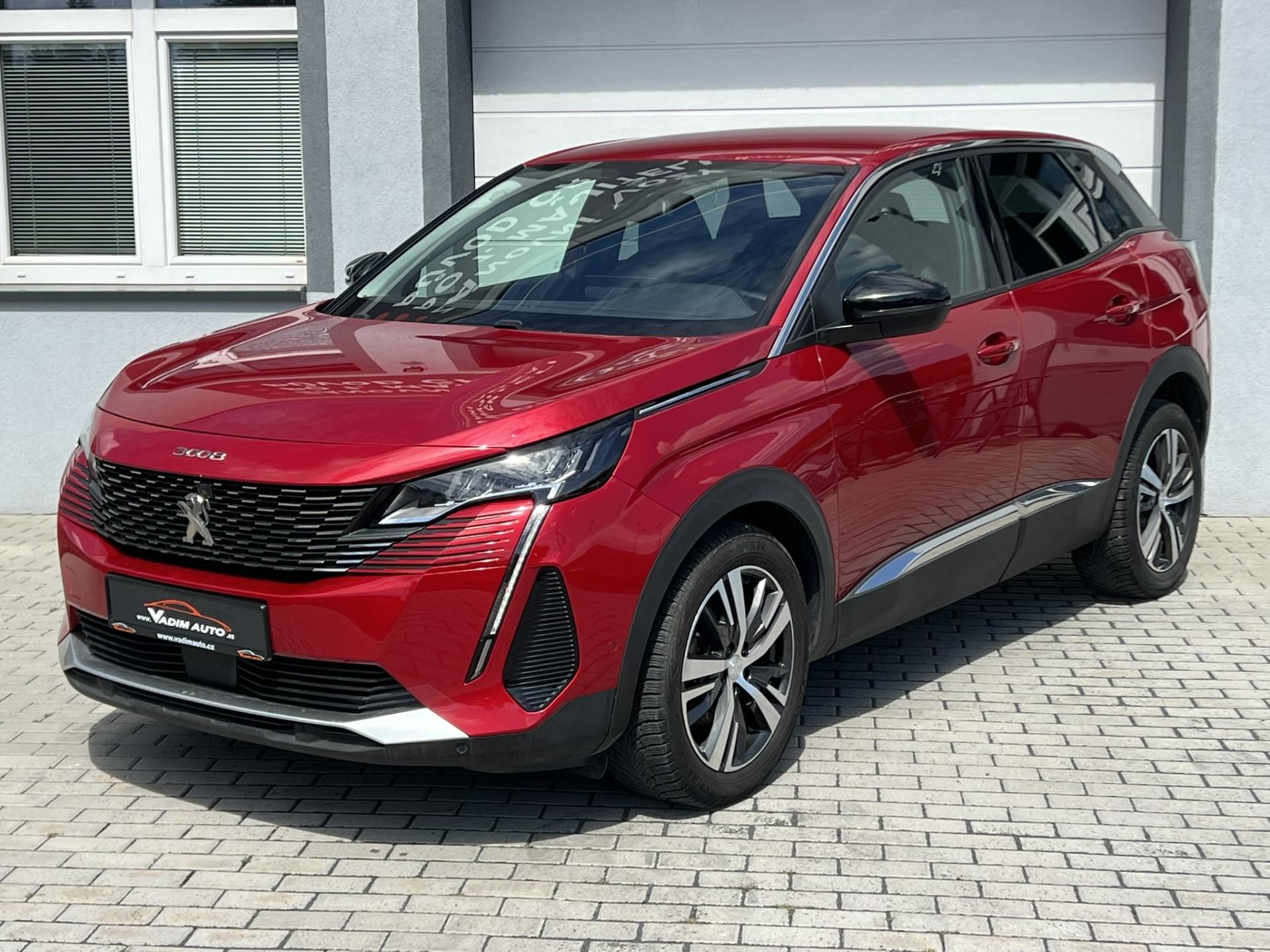 Peugeot 3008, 1.5 HDI 130K AUT ALLURE ČRNOVÉ - fotka 2