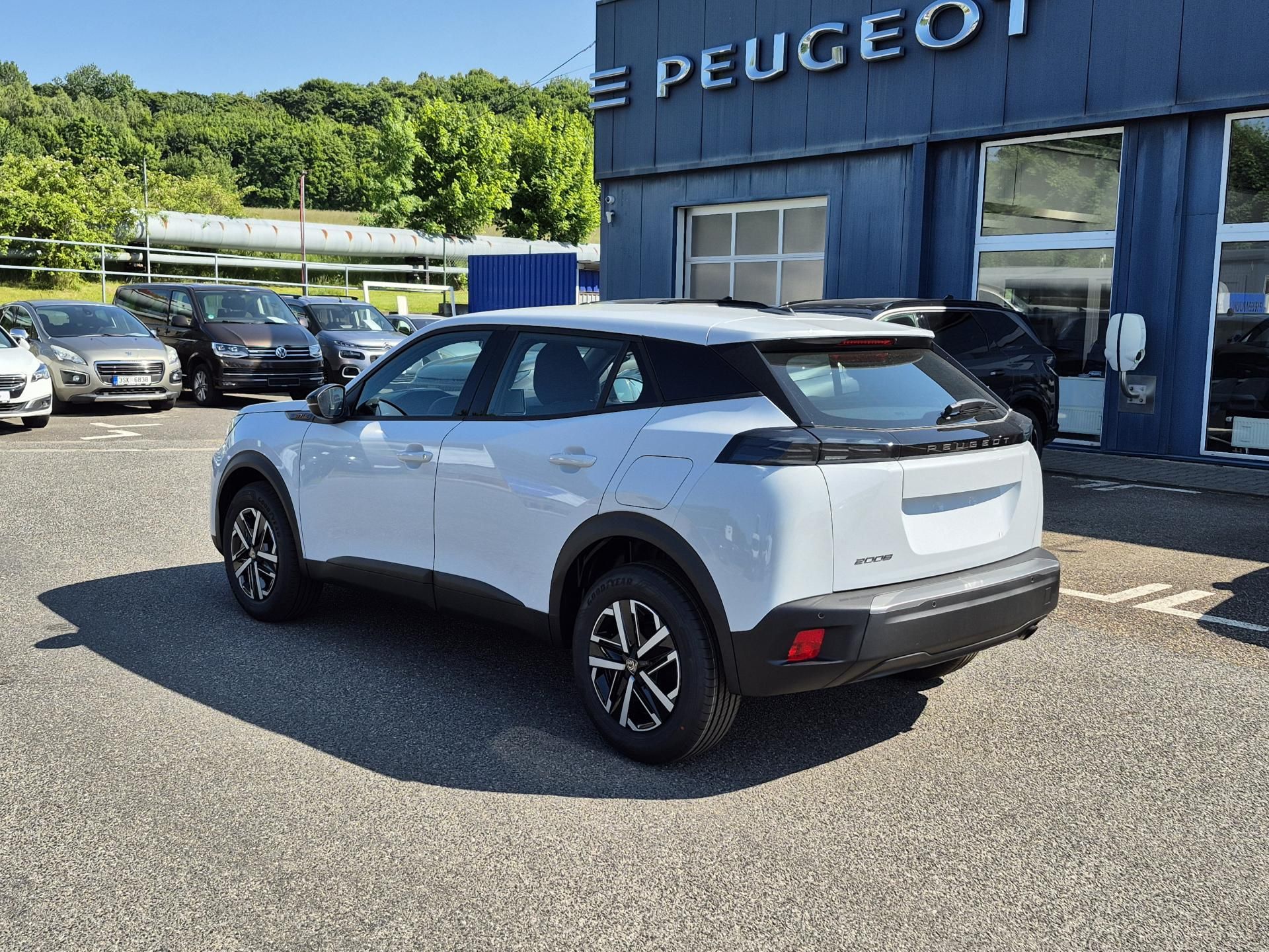 Peugeot 2008, STYLE TURBO 100 S&S MAN6 - fotka 3