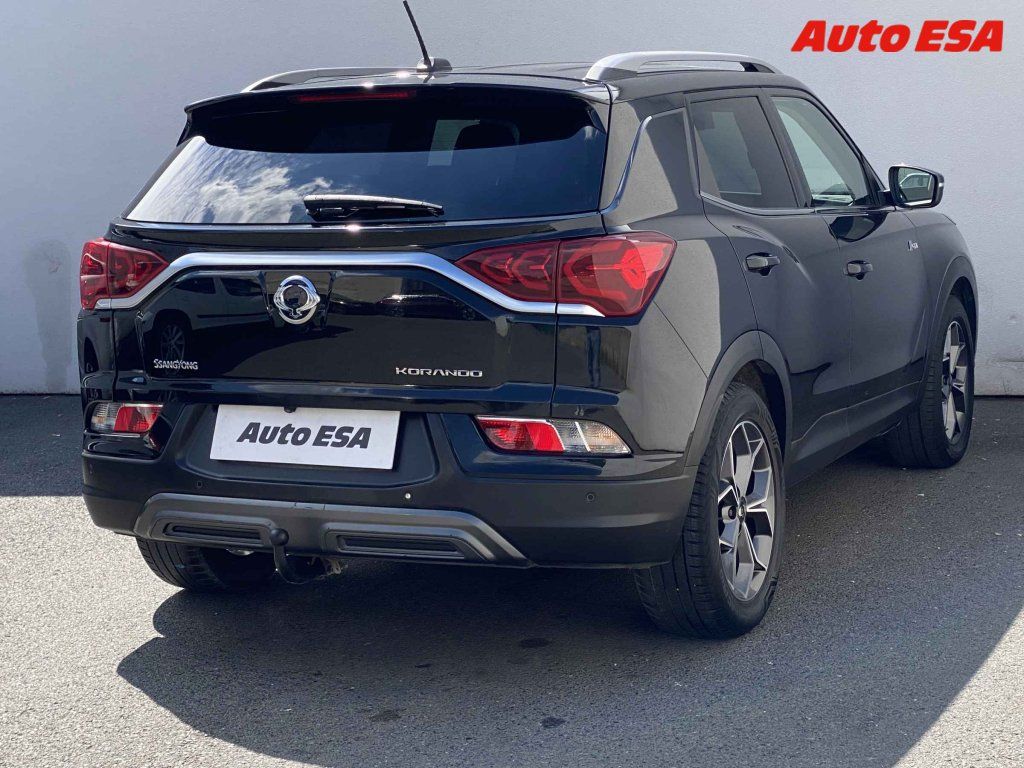 SsangYong Korando, 1.5 T-GDi 4x4,navi - fotka 4