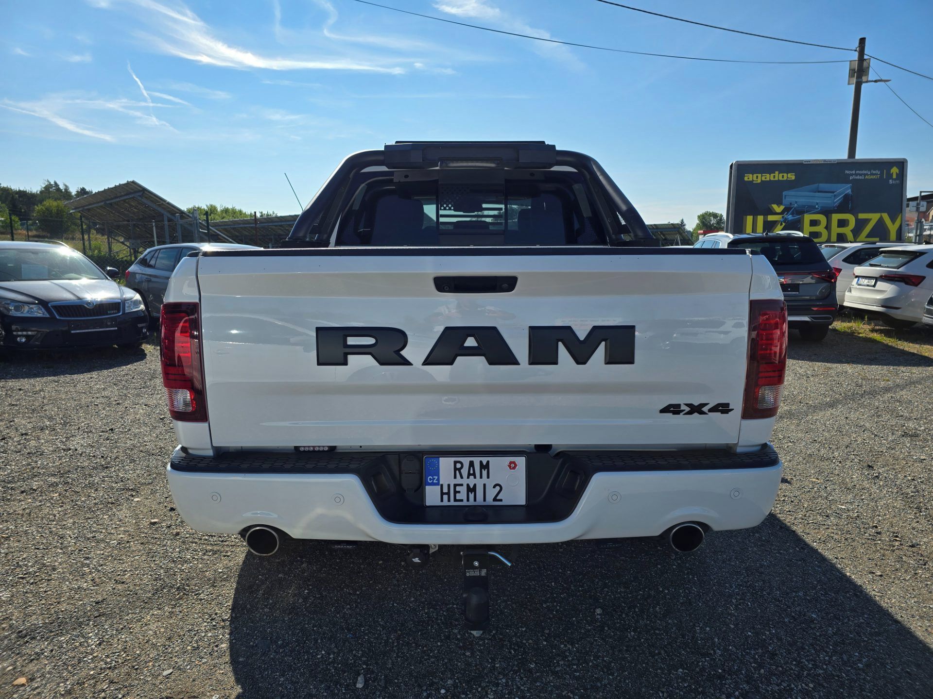 Dodge Ram 1500, 5.7 HEMI V8 Sport Crew Cab 4×4 - fotka 6