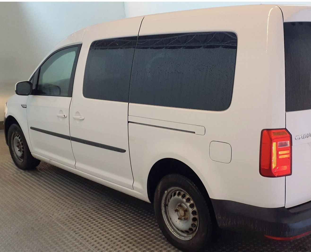 Volkswagen Caddy, MAXI 2.0Tdi 5-MÍST ODPOČET DPH - fotka 3
