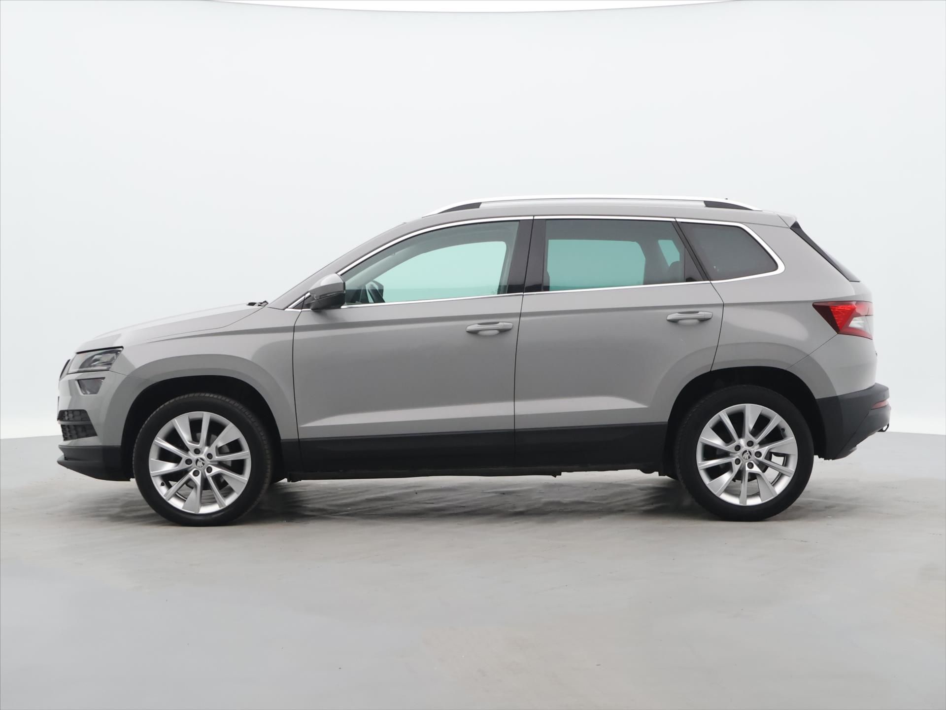 Škoda Karoq, 1,5 TSI 110kW DSG Style Virtua - fotka 4