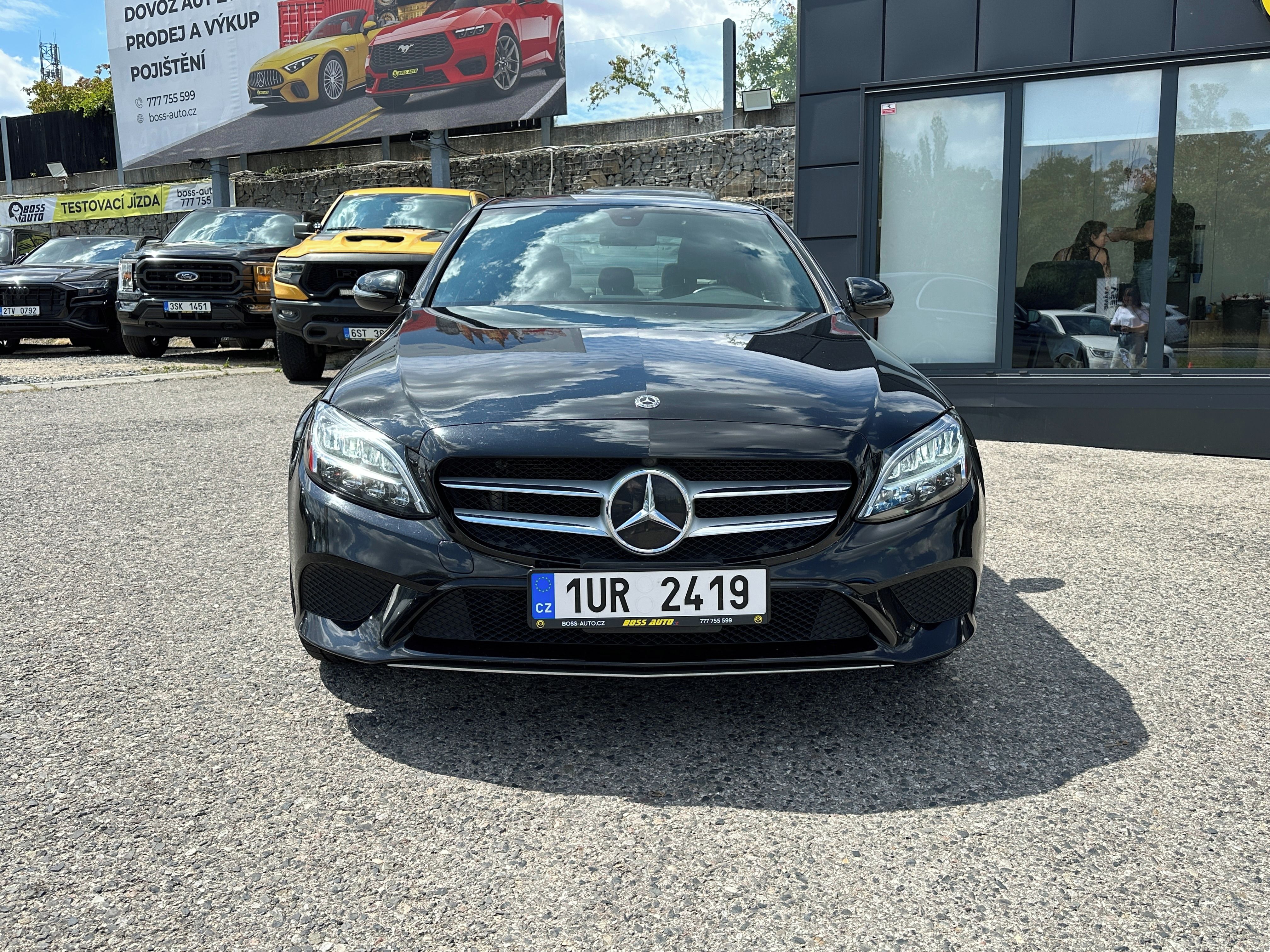 Mercedes-Benz Třídy C, Mercedes-Benz C300 4Matic 2021 - fotka 3