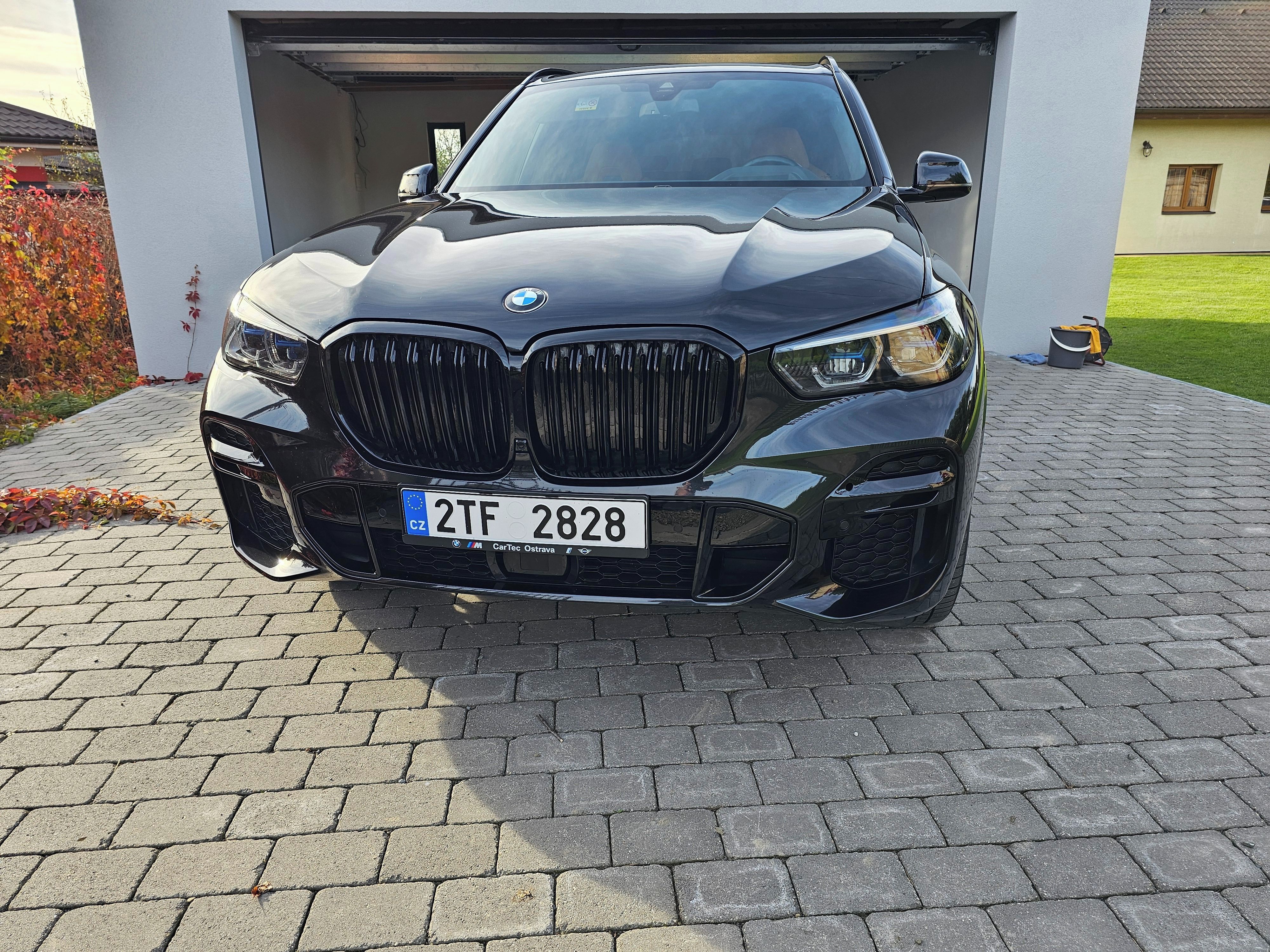 BMW X5, BMW X5 xDrive30d MPaket Compet - fotka 4