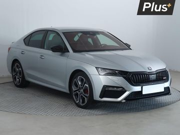 RS 2.0 TSI, Automat, ČR,1.maj