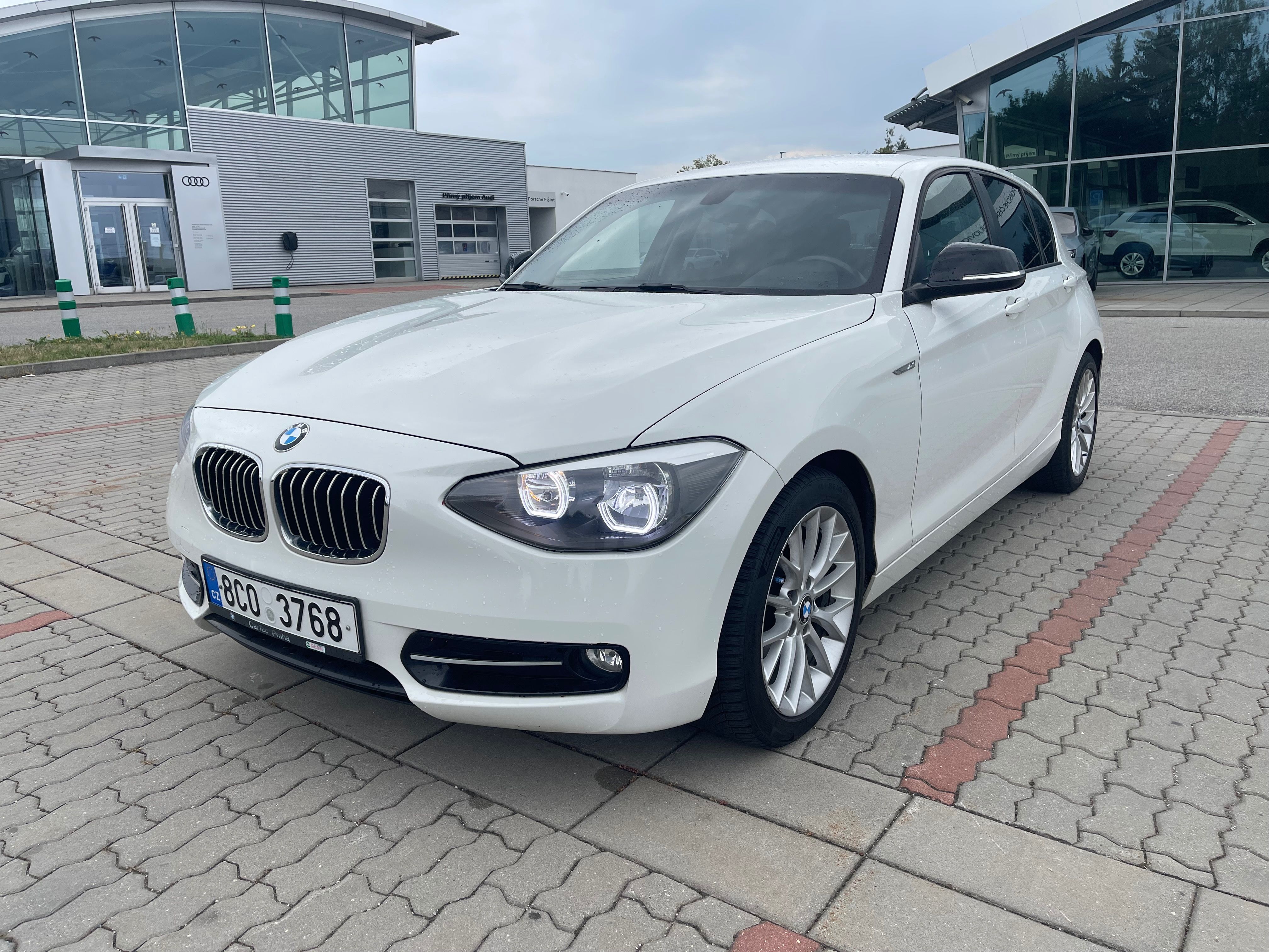 BMW Řada 1, 116d ČR. Servisní knížka