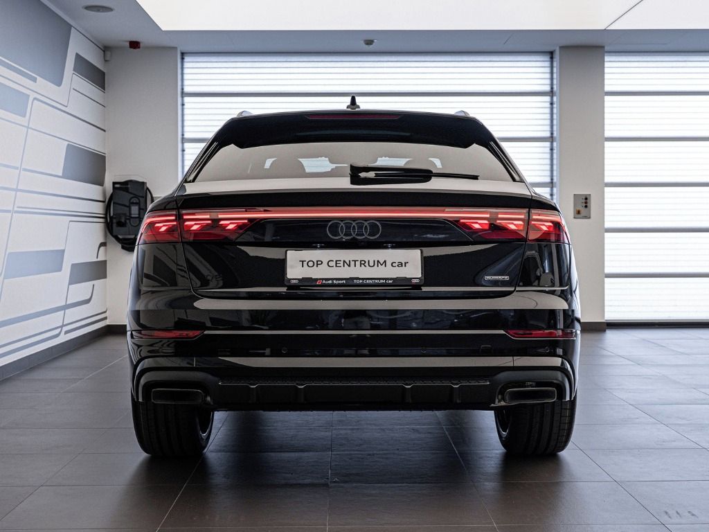 Audi Q8, SUV 50 TDI quattro - fotka 4