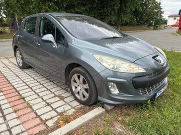 1,6i 88kW bez STK