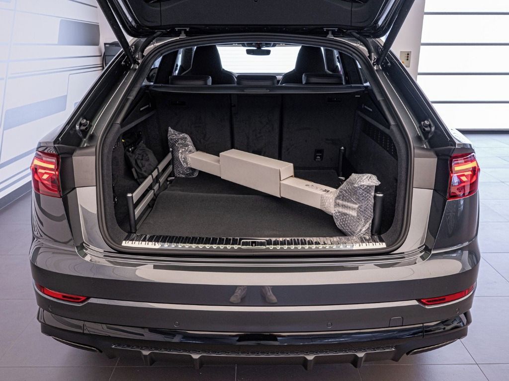Audi Q8, SUV 50 TDI quattro - fotka 6