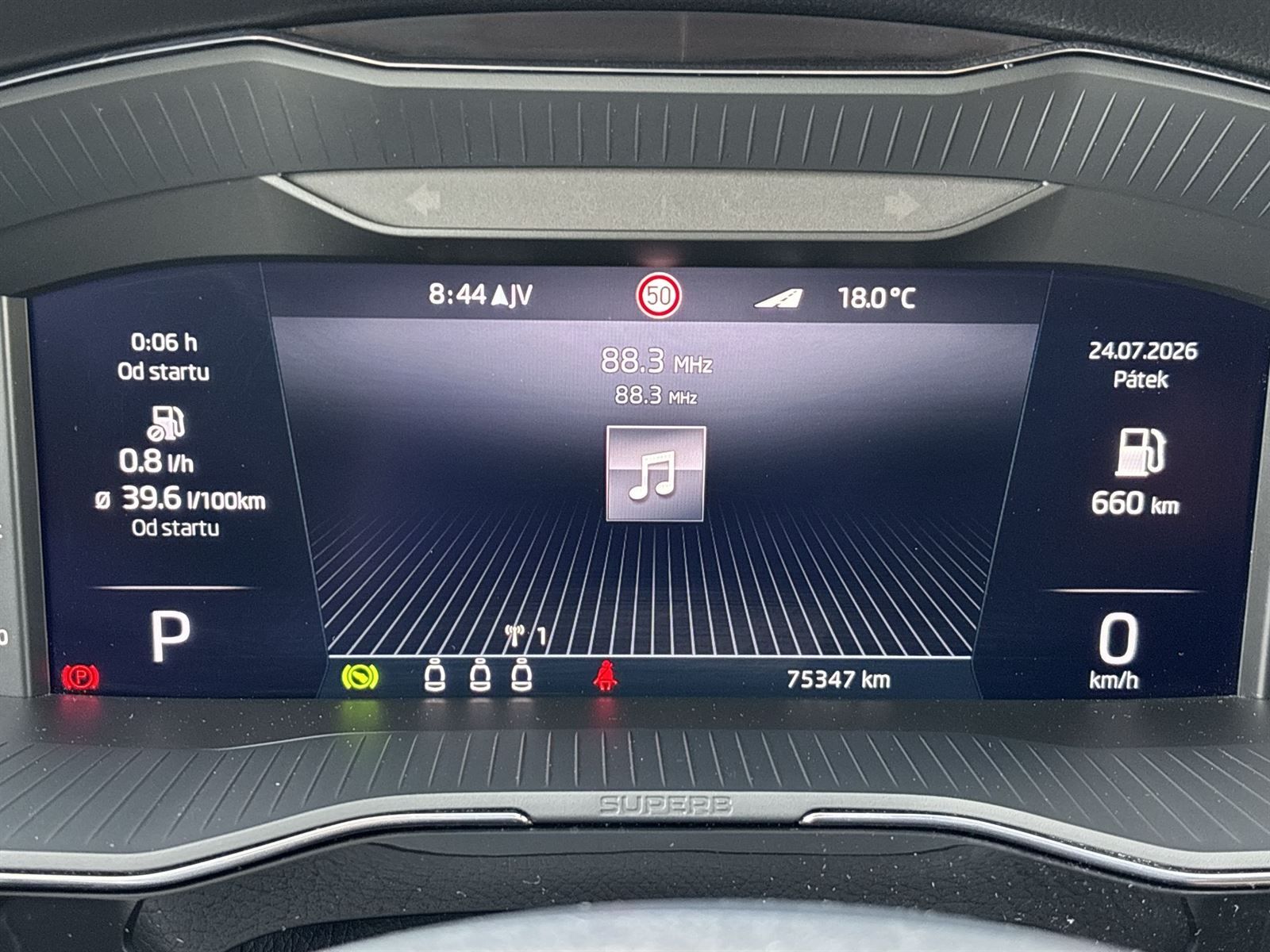 Škoda Superb, Combi 2.0 TDI DSG L&K - fotka 6