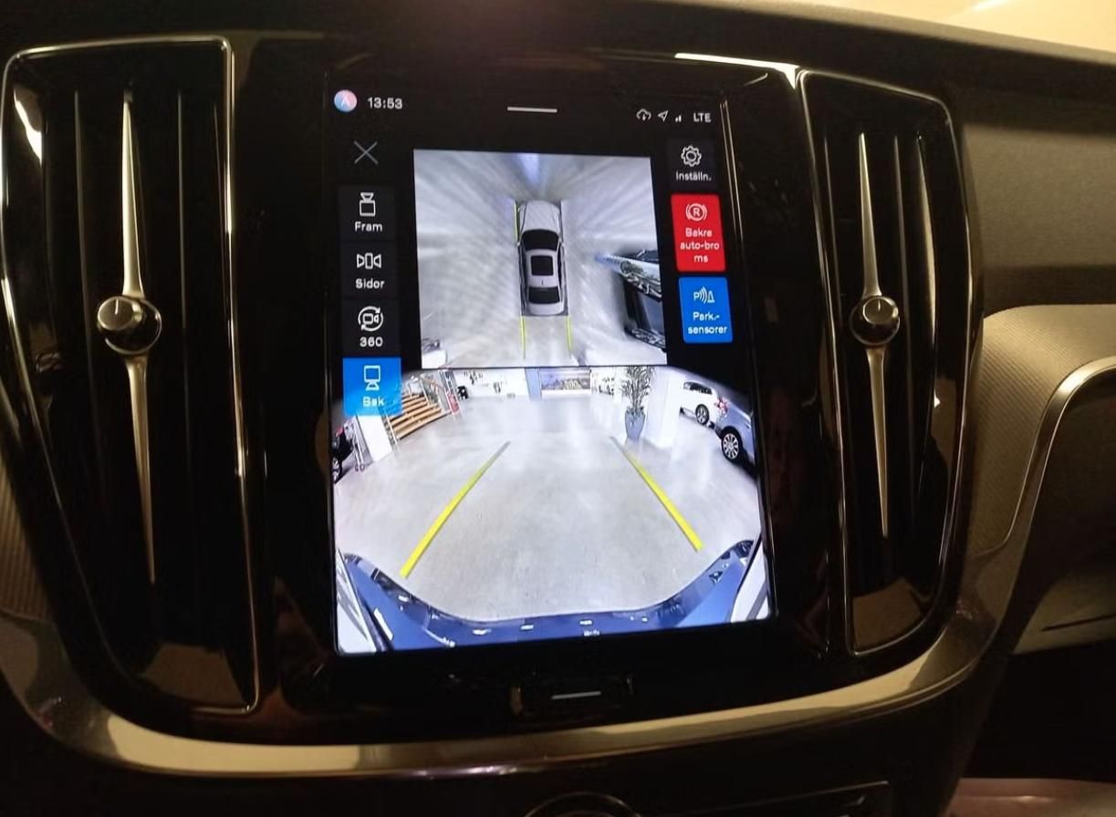 Volvo S60, Recharge T6 AWD 360k Taž Pano - fotka 6