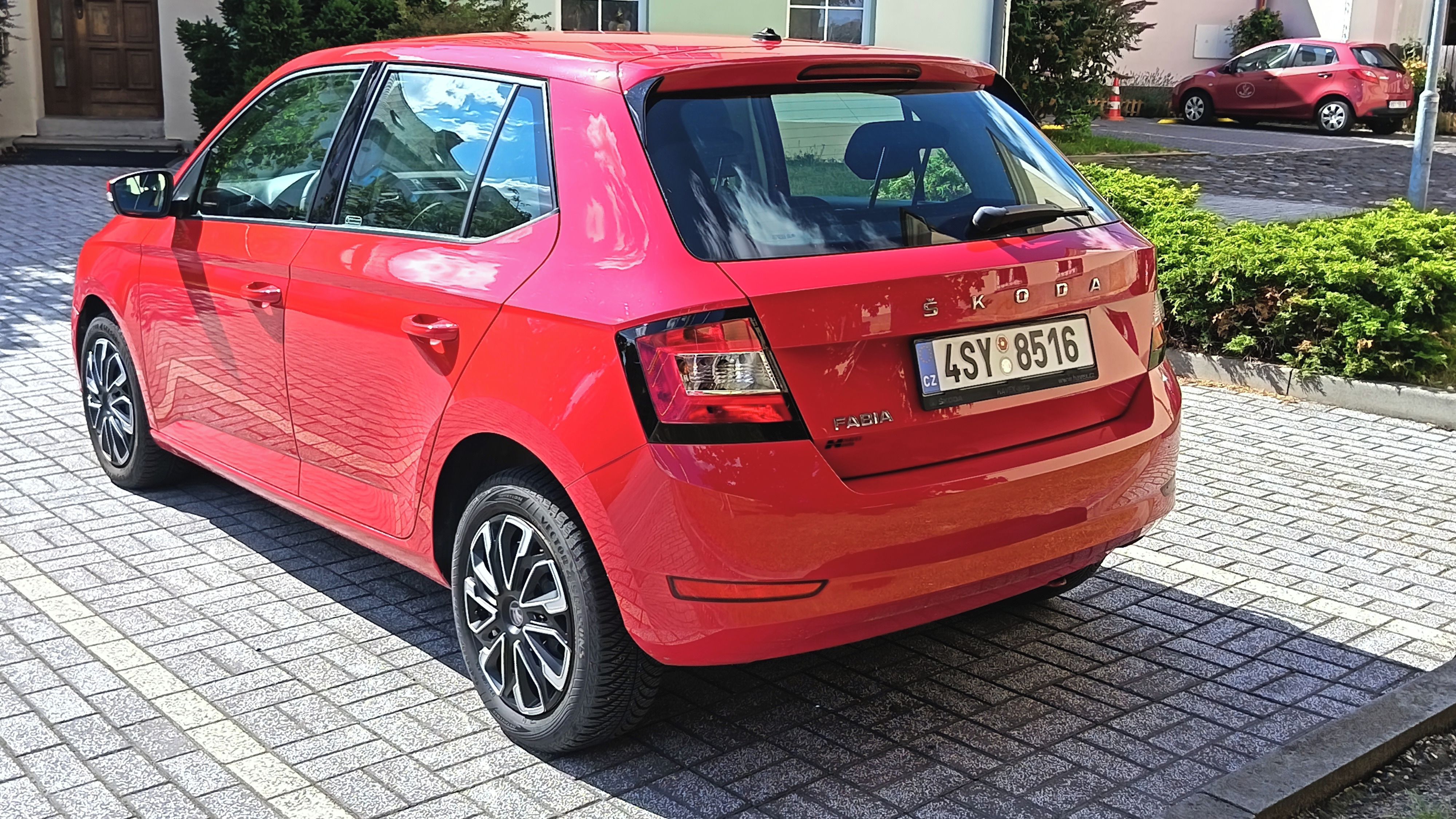 Škoda Fabia, Śkoda Fabia 1,0MPI  1.majitel - fotka 6