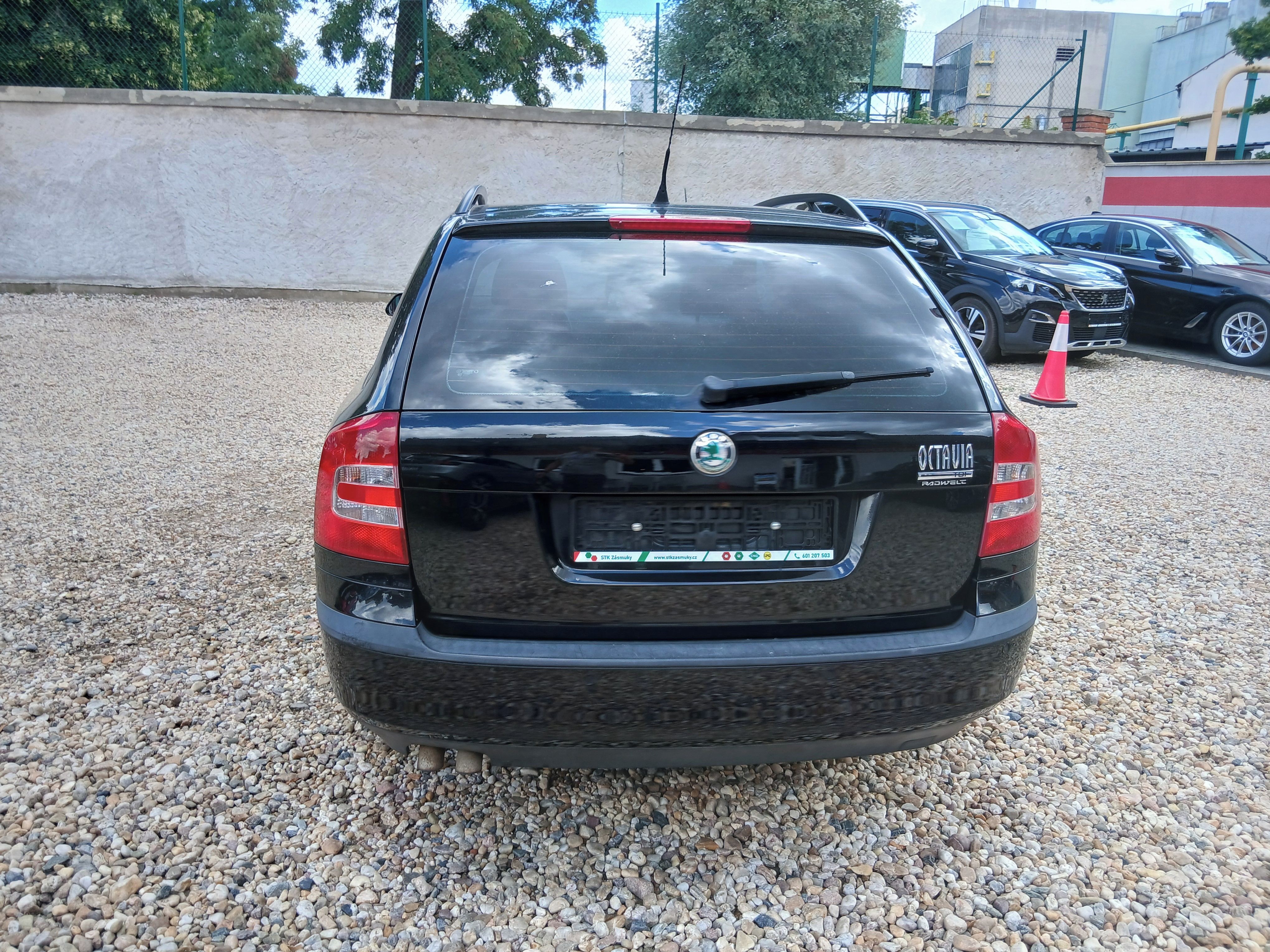 Škoda Octavia, 1.9TDi 77KW Ambi, Kombi - fotka 6