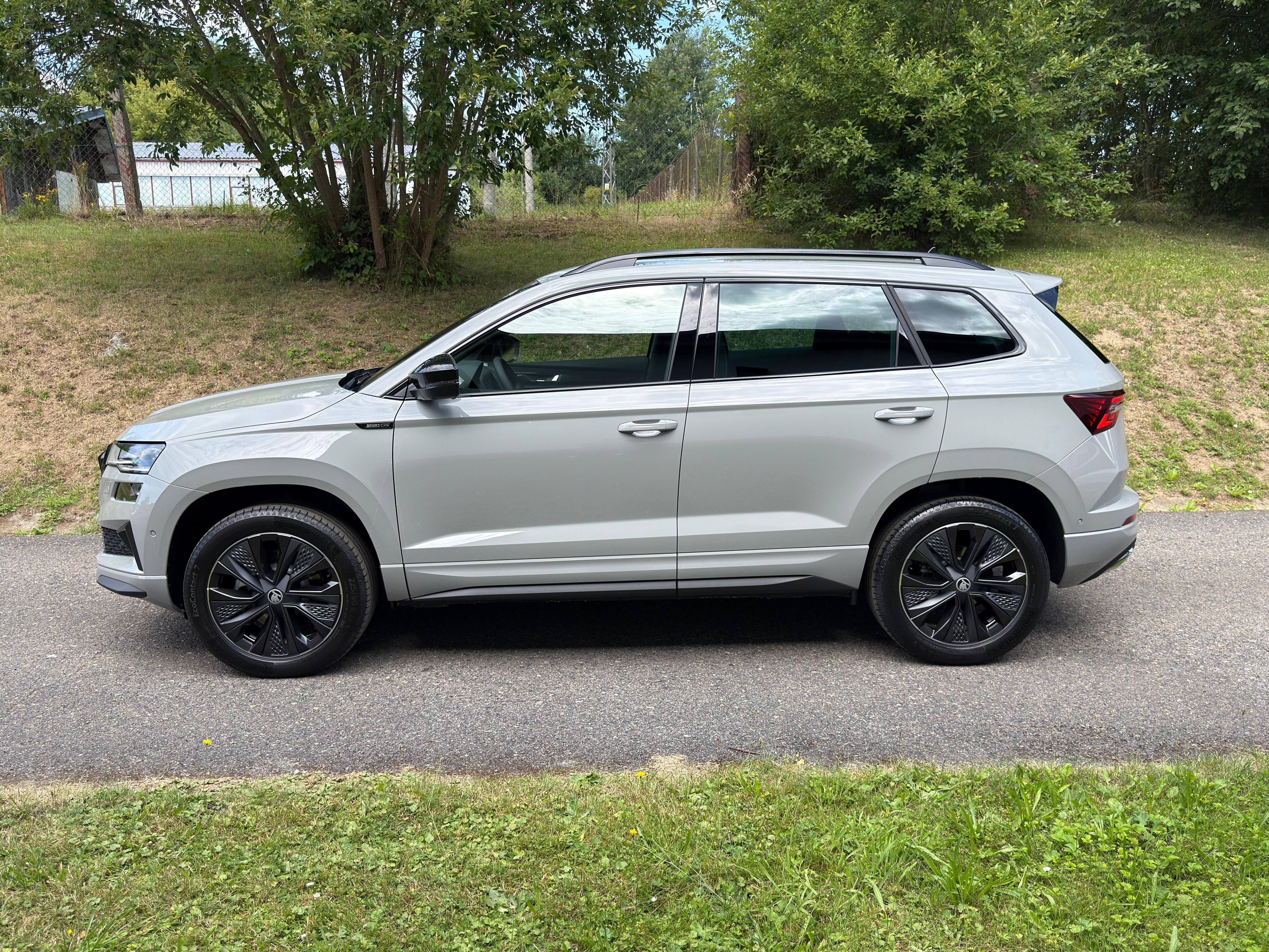 Škoda Karoq, 2.0 TSI 140kW 4x4 Sportline - fotka 2