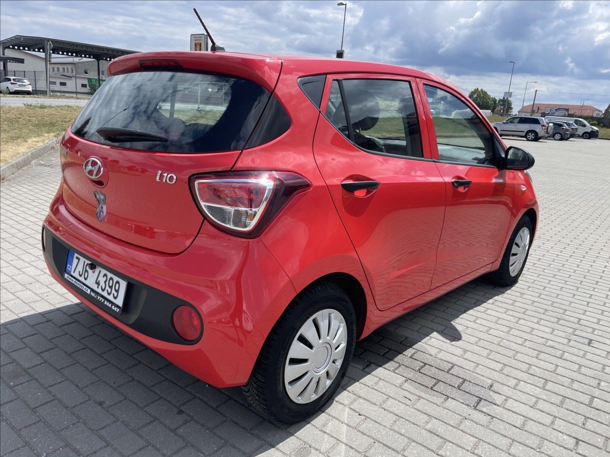 Hyundai i10, 1,0 i 49kw ESP CZauto 1maj. - fotka 4