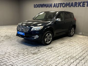 VVT-i LUX 4x4 AT