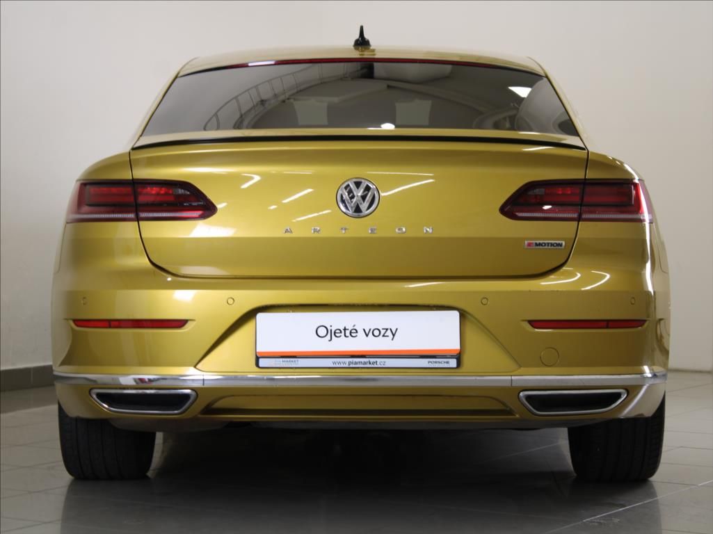 Volkswagen Arteon, 2,0 TDI 176kW 4M R-line DCC ČR - fotka 4