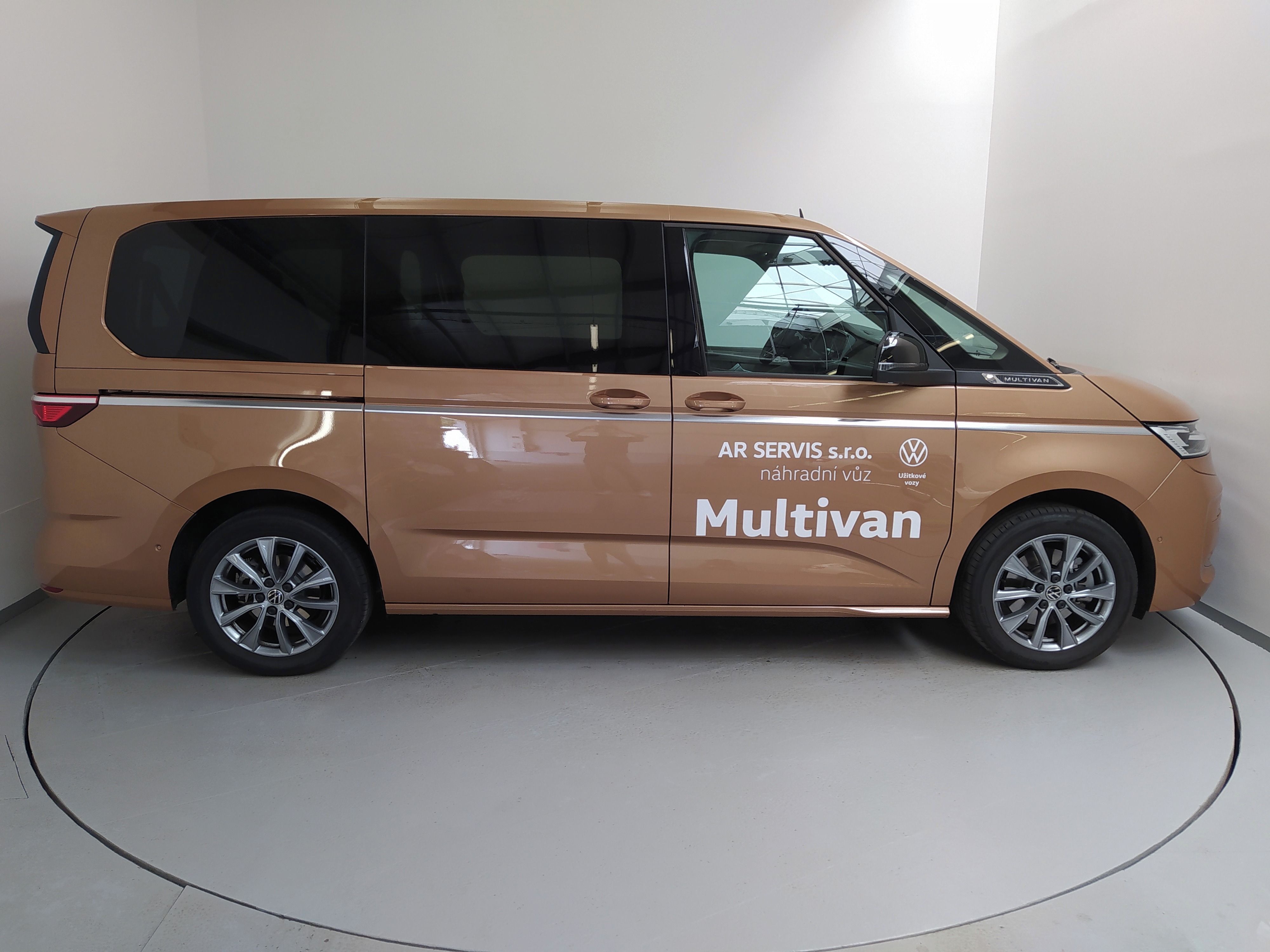 Volkswagen Multivan, Long Style 2,0 TDI / 2026 - fotka 6