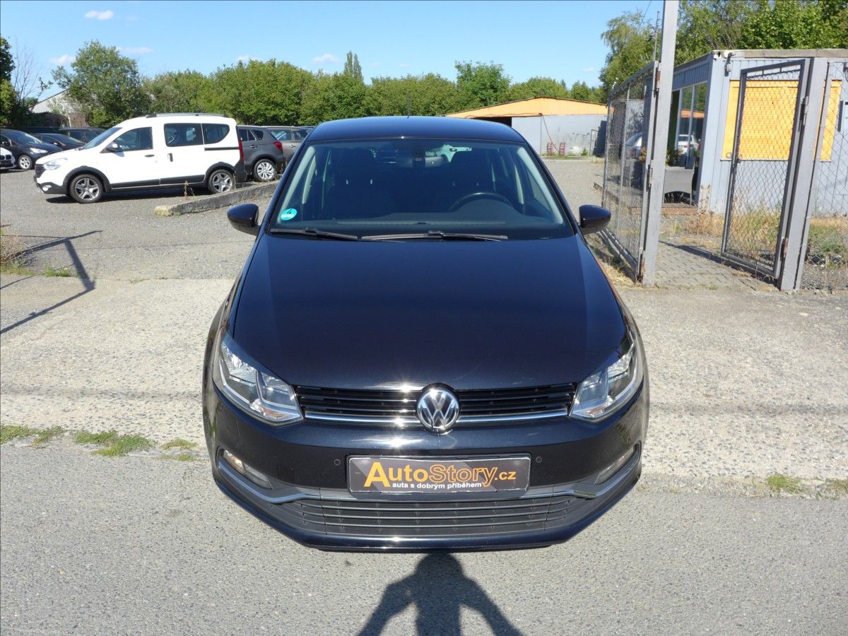 Volkswagen Polo, 1,0 MPI  HIGHLINE, 1.MAJITEL - fotka 3