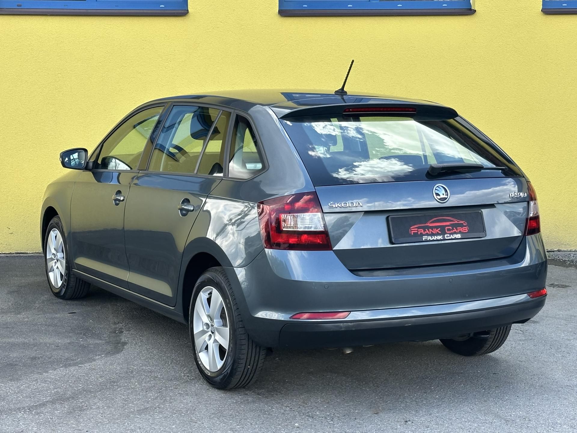 Škoda Rapid, SPACEBACK 1.0/70kW * 2.Maj - fotka 3