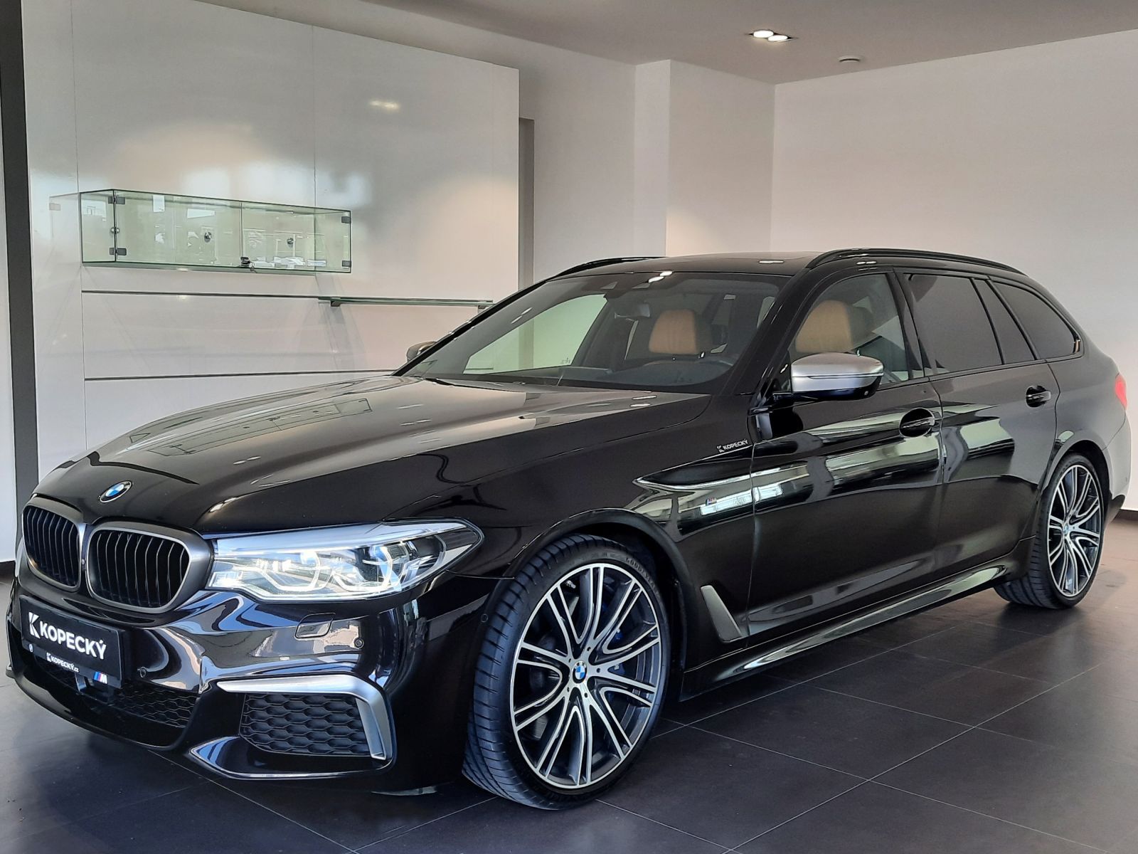 BMW Řada 5, M550d xDrive Touring