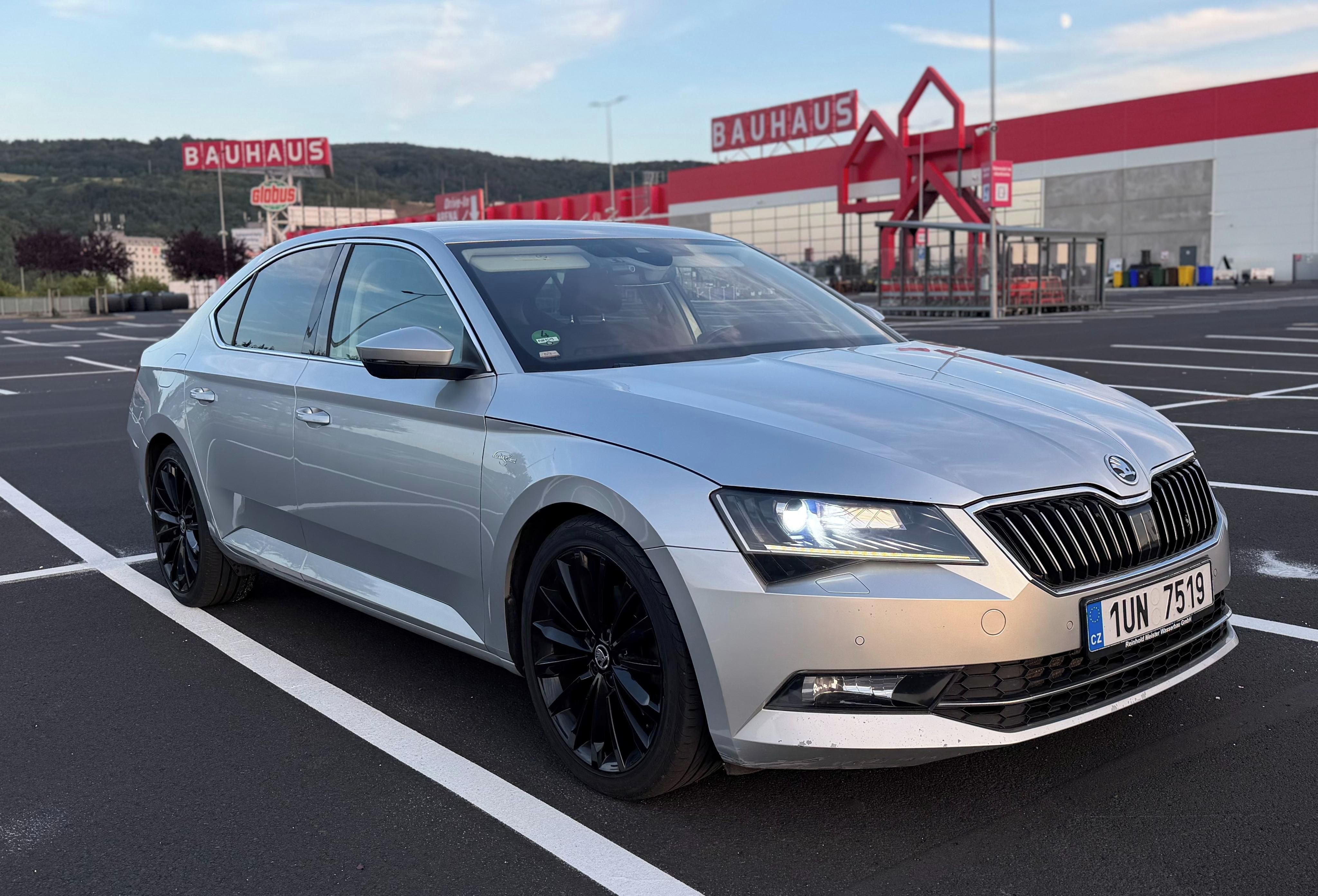 Škoda Superb, 2.0 TDI. 140KW. 4x4. DSG. L&K. - fotka 2