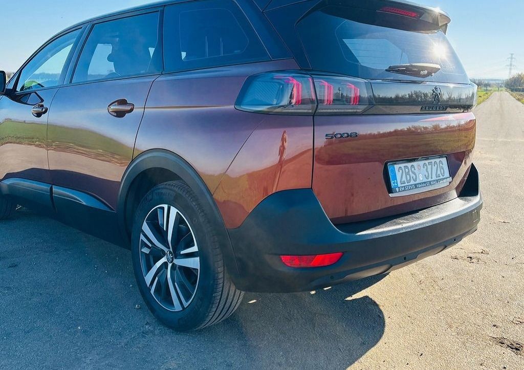 Peugeot 5008, tovární záruka+Webasto+servis - fotka 4