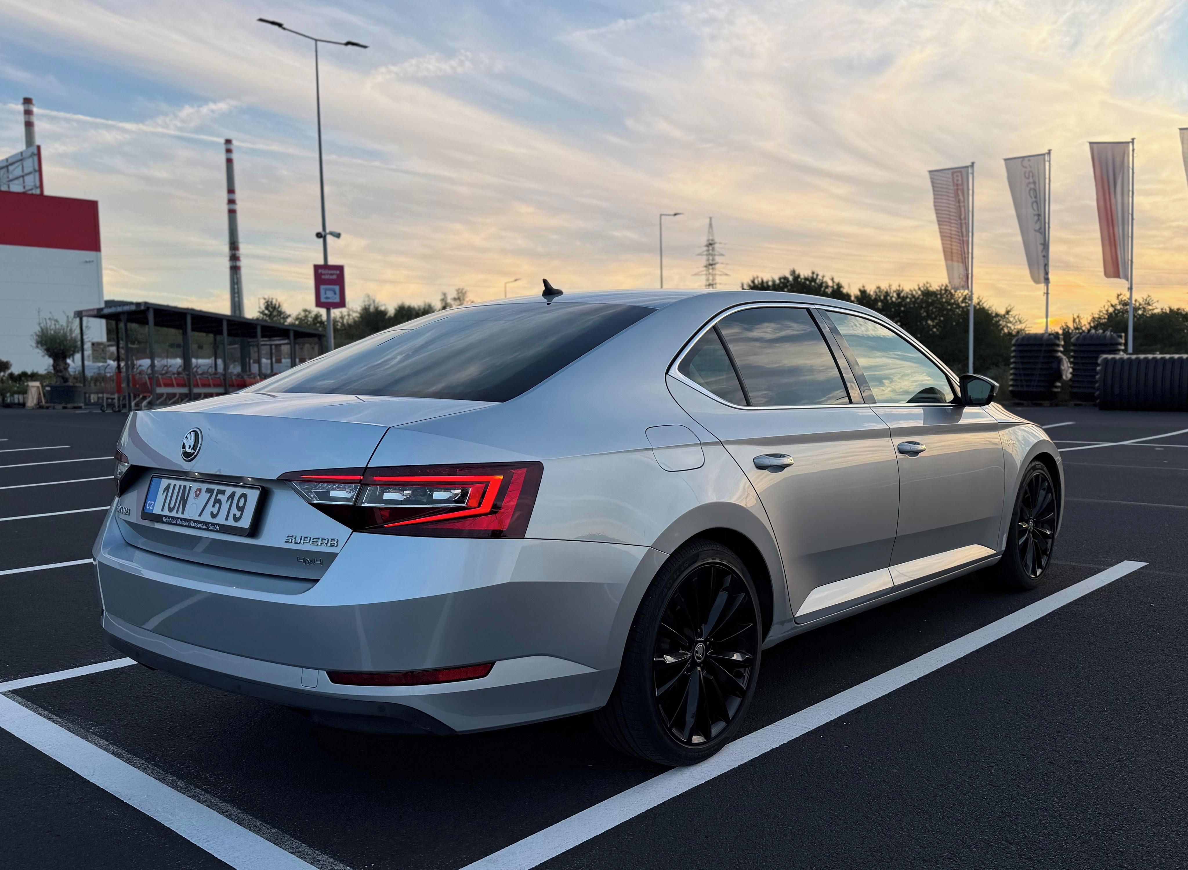 Škoda Superb, 2.0 TDI. 140KW. 4x4. DSG. L&K. - fotka 3