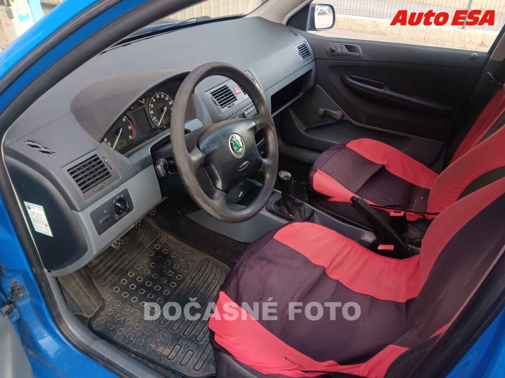 Škoda Fabia, 1.2i,ČR - fotka 3