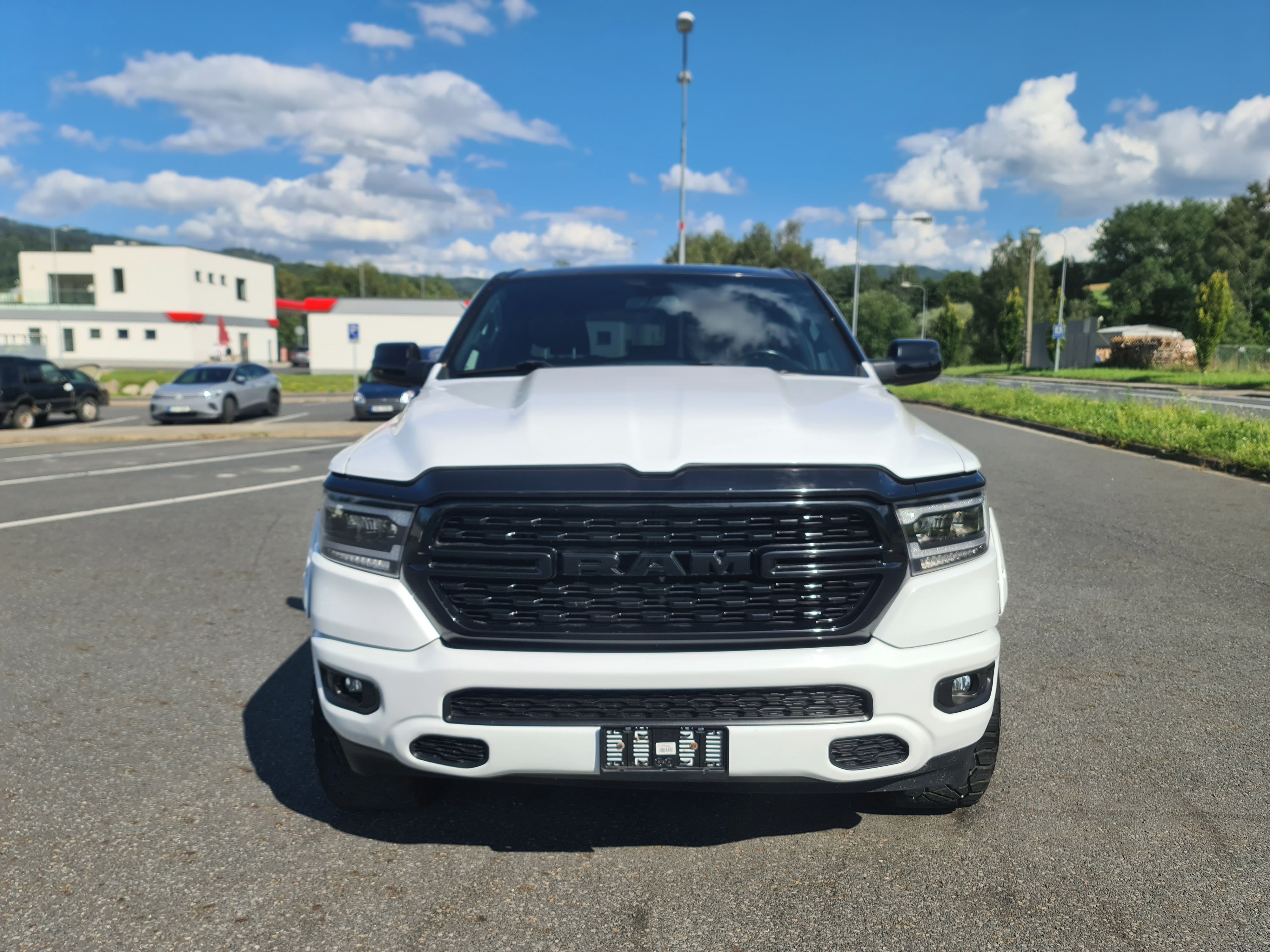 Dodge Ram 1500, 5.7 HEMI 4x4 BIGHORN LPG - fotka 4