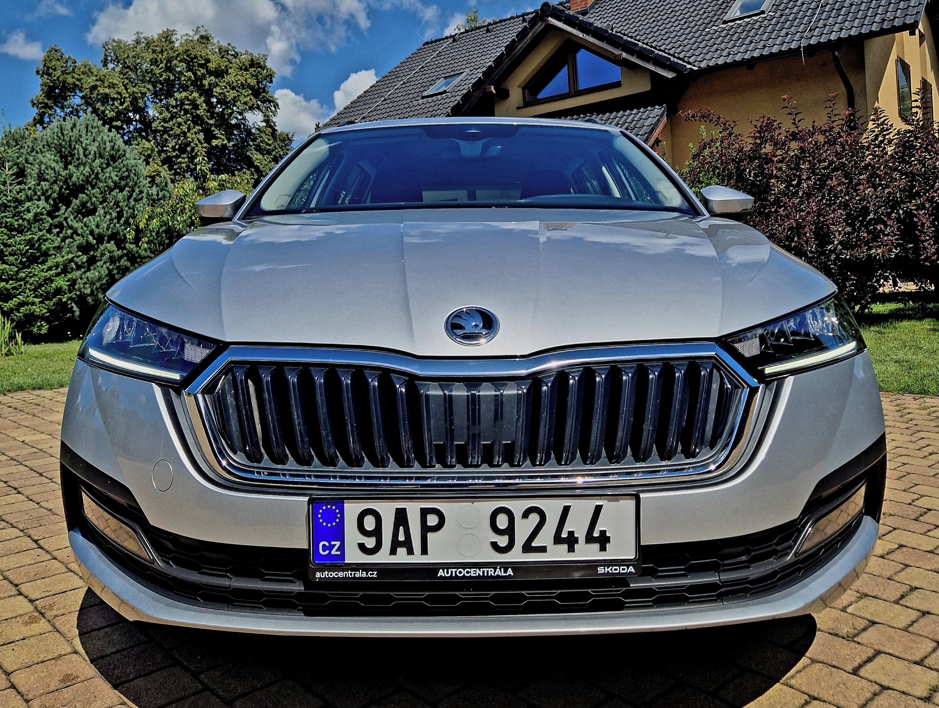 Škoda Octavia, 2.0 TDi 110kw 4x4 DSG Tažné - fotka 3